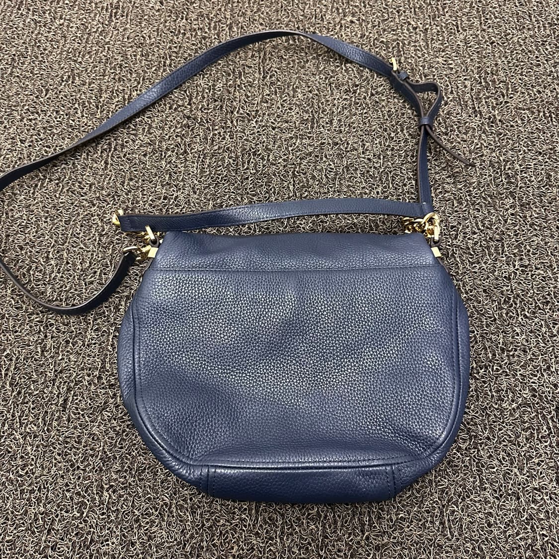 마이클코어스 여성 미니 크로스백 가방 블루 상품이미지4