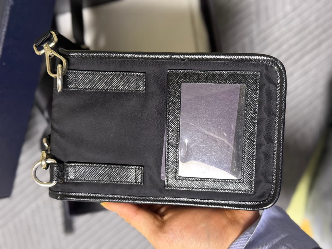 프라다 리나일론 크로스백 폰홀더백 상품이미지6