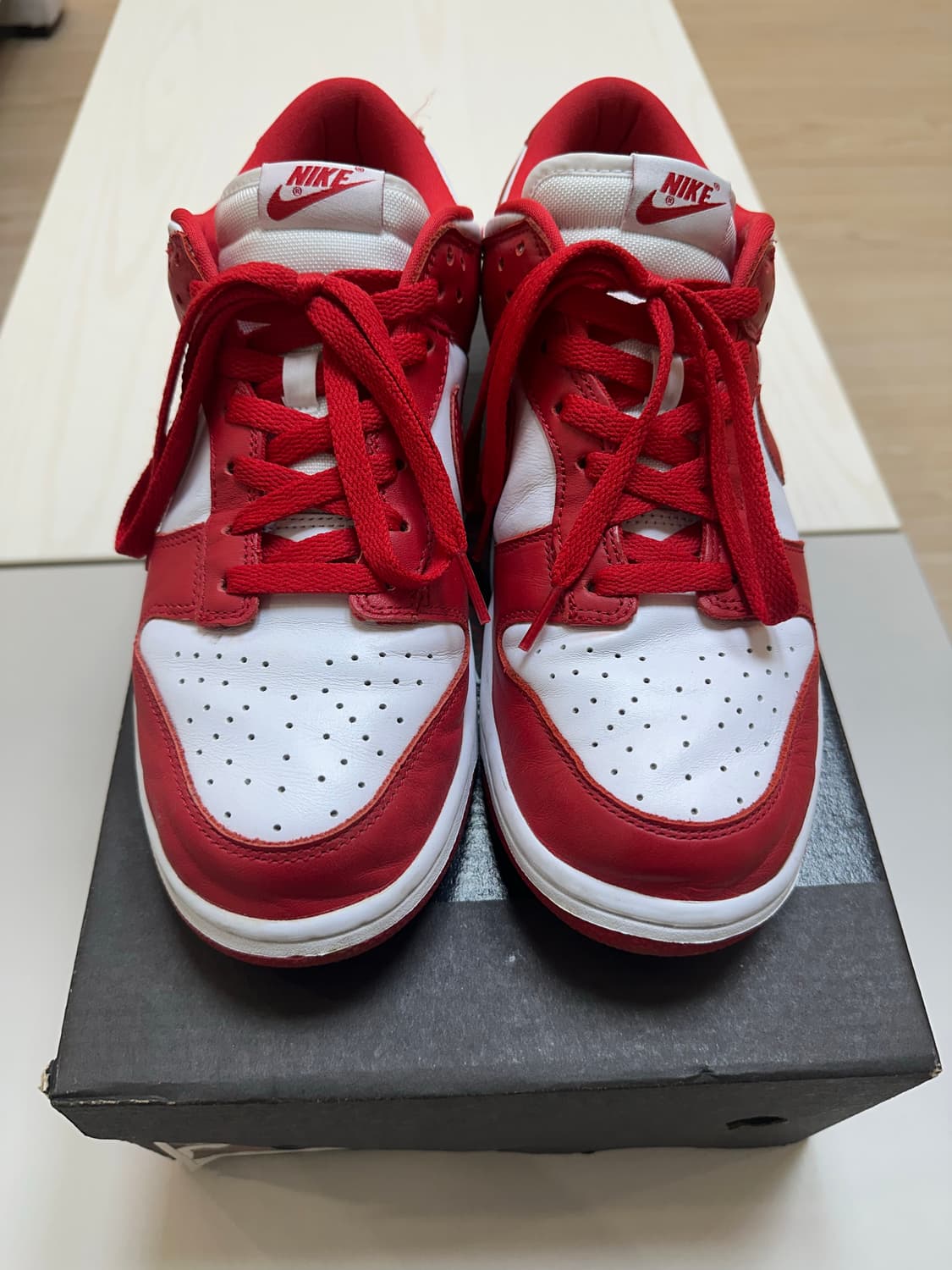 275 나이키 덩크 로우 유니버시티레드 2023 상품이미지1