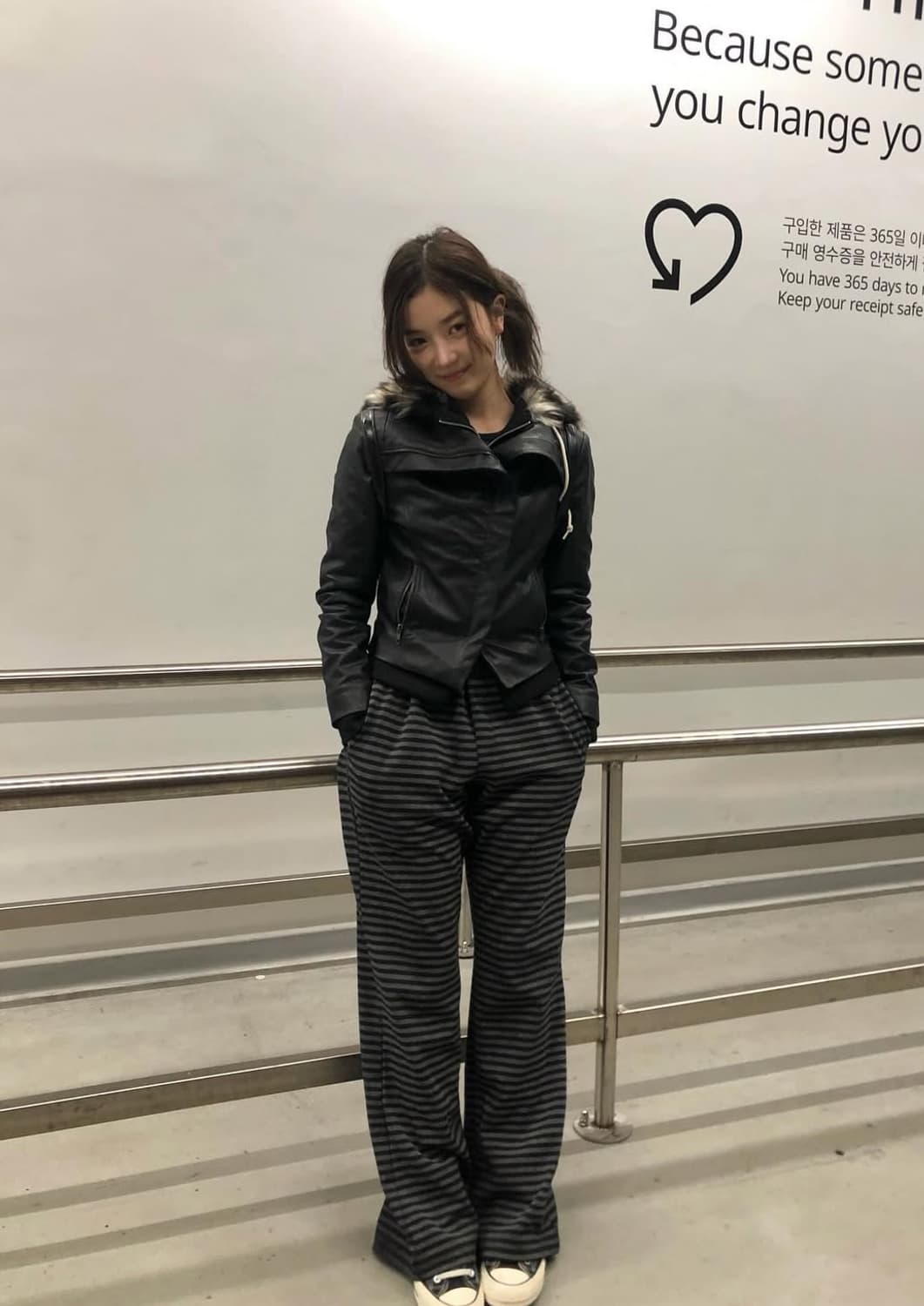 새제품) 세틀포문 레더 자켓 블랙 settle for moon M사이즈 상품이미지3