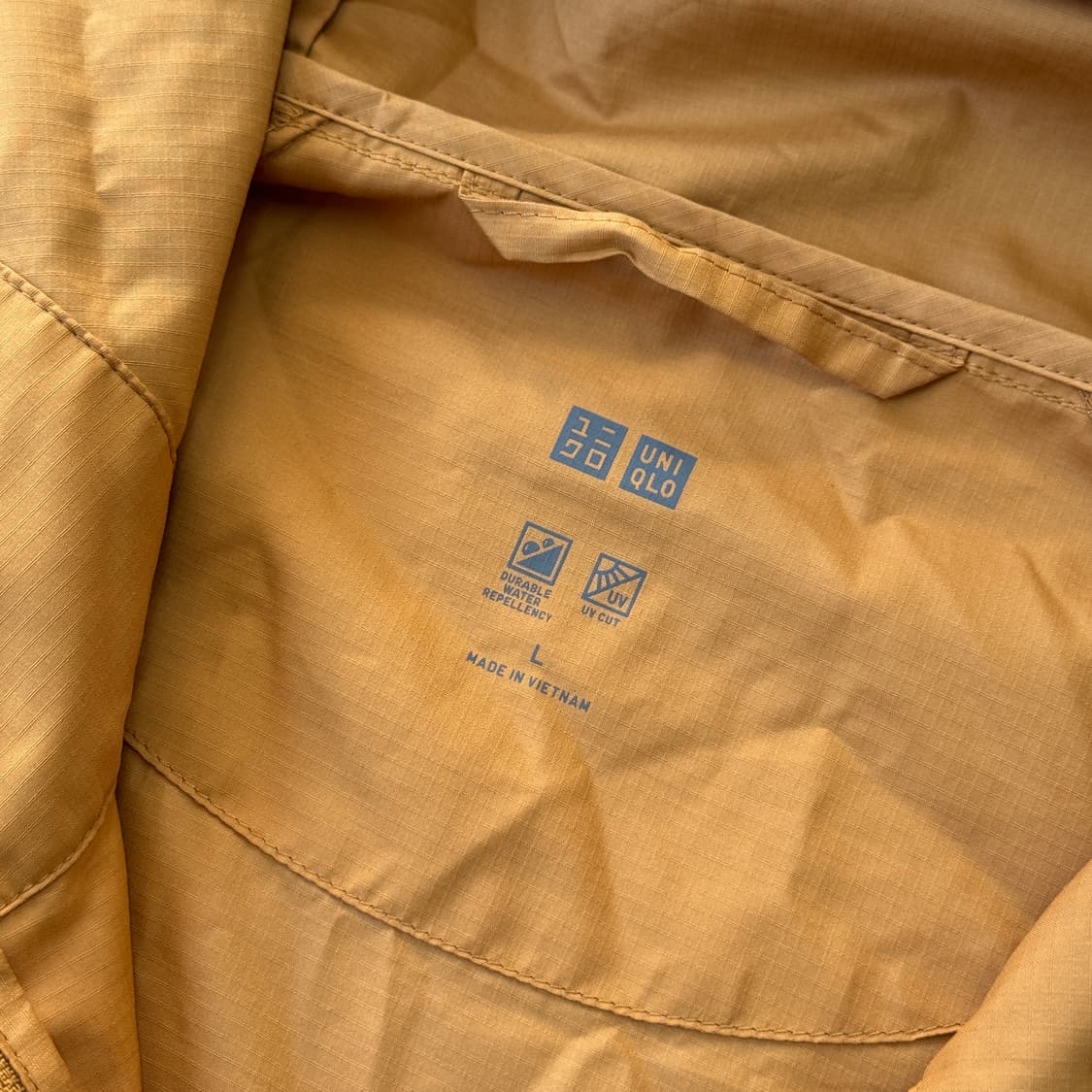 유니클로 머스타드 바람막이 L 상품이미지4