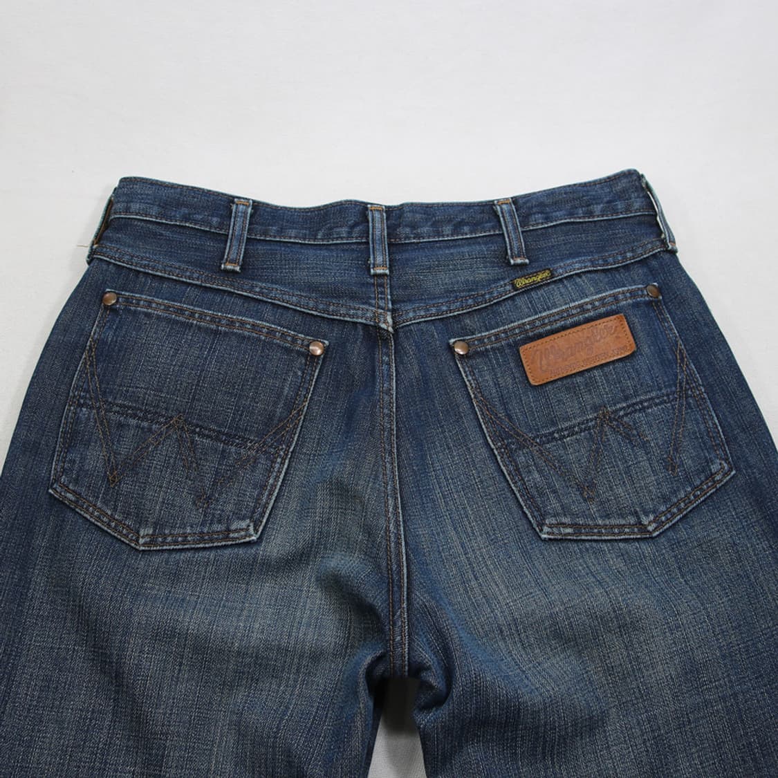 (착용컷) 90's Wrangler 데님 팬츠 (남성용 30~31) 상품이미지8