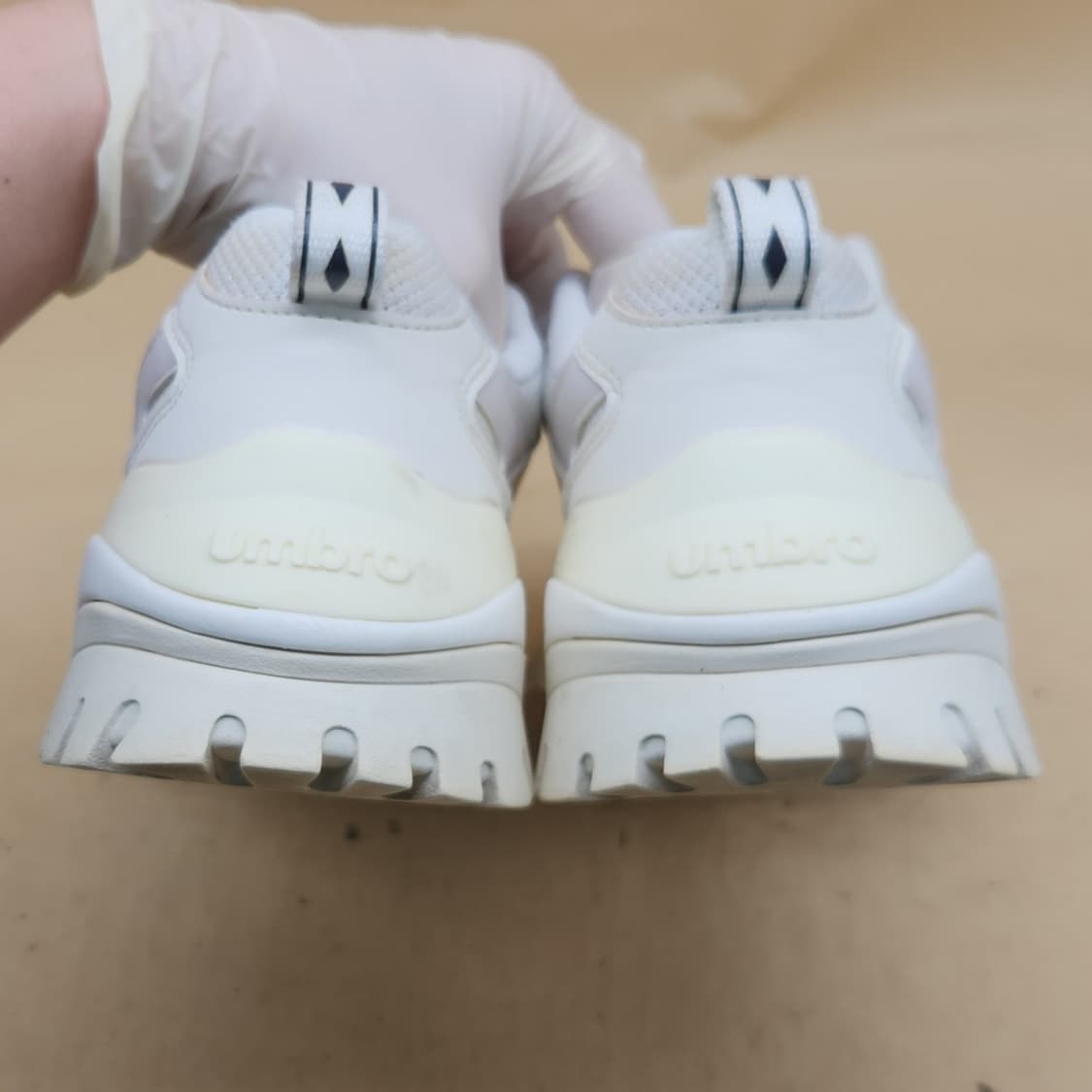 엄브로 범피 스니커즈 245 상품이미지4