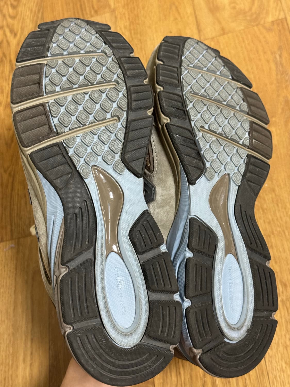 [270] 뉴발란스 오라리 990v4 런던포그 상품이미지8