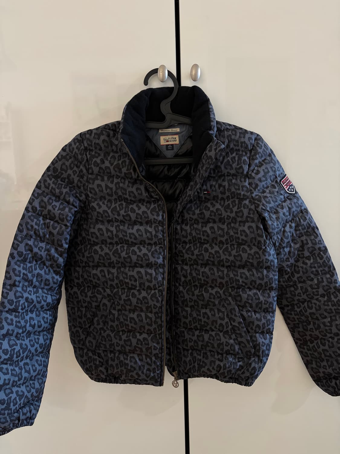 타미힐피거 레오파드 경량패딩 xs 상품이미지1