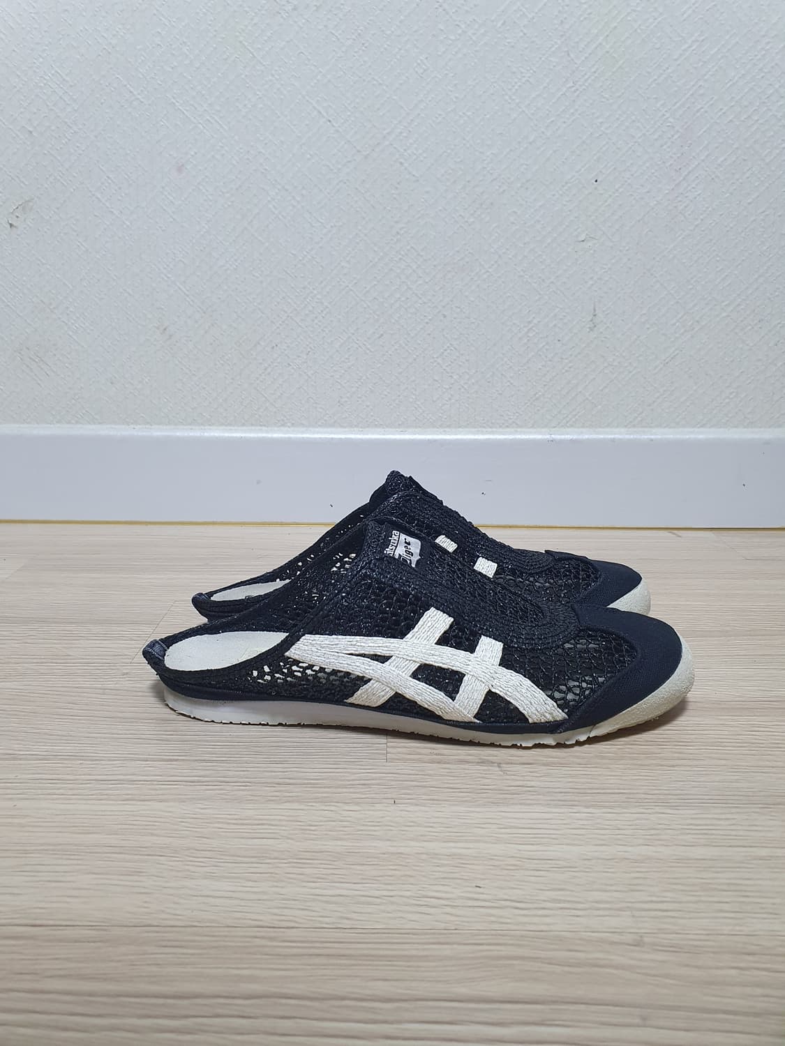 오니츠카타이거 맥시코66 사봇 뮬 슬리퍼 245 상품이미지1