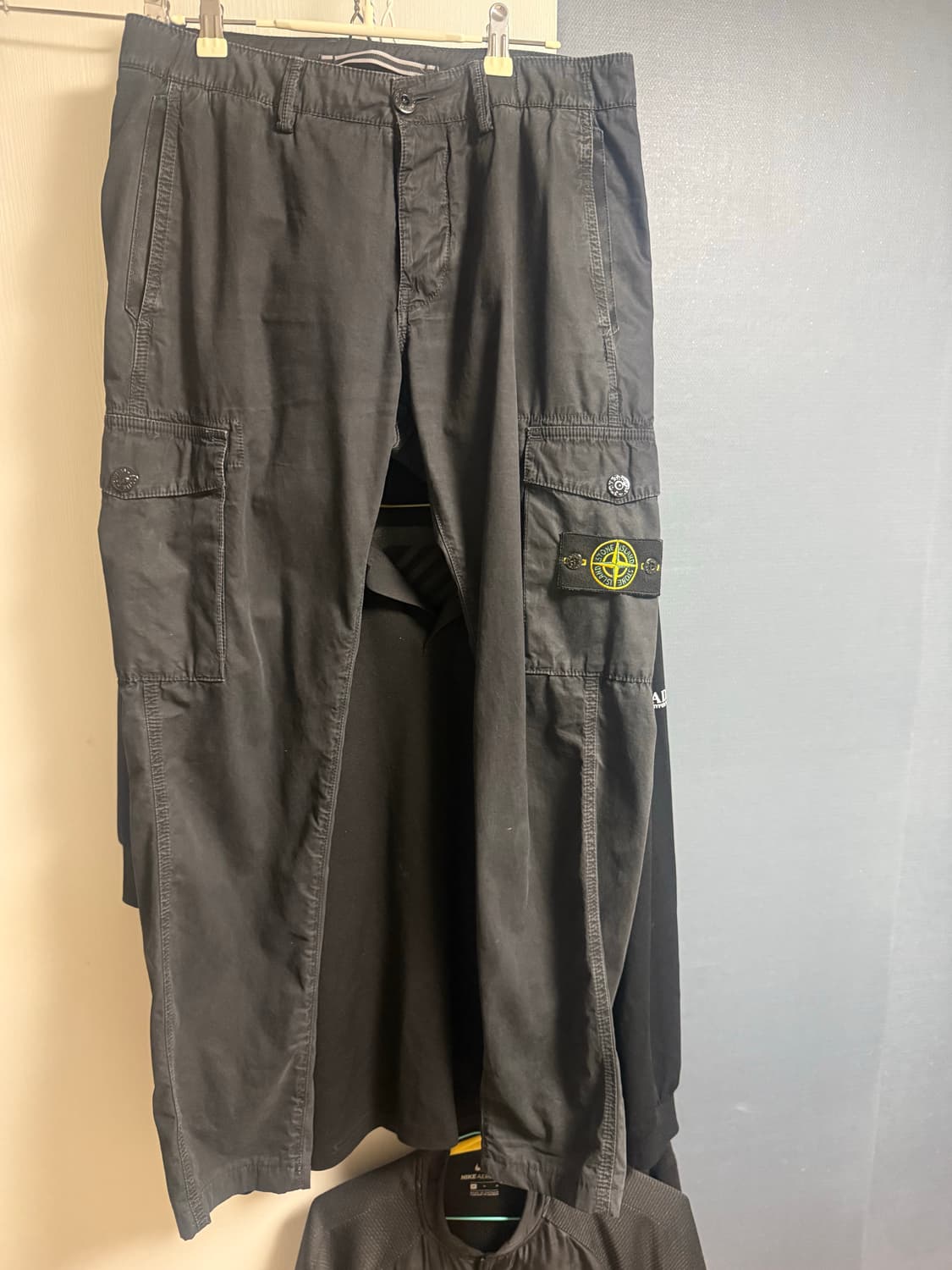 스톤아일랜드 카고바지 블랙 30 상품이미지1