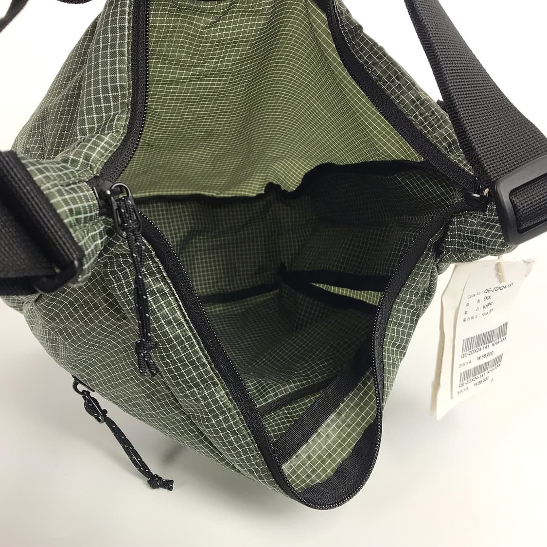 코오롱스포츠 체크 크로스백 가방 새상품 상품이미지6