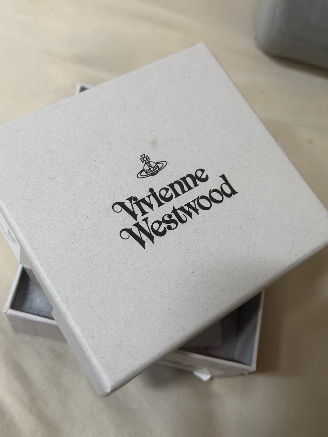 비비안웨스트우드 orb 펜던트 체인 반지갑 풀박스 상품이미지4