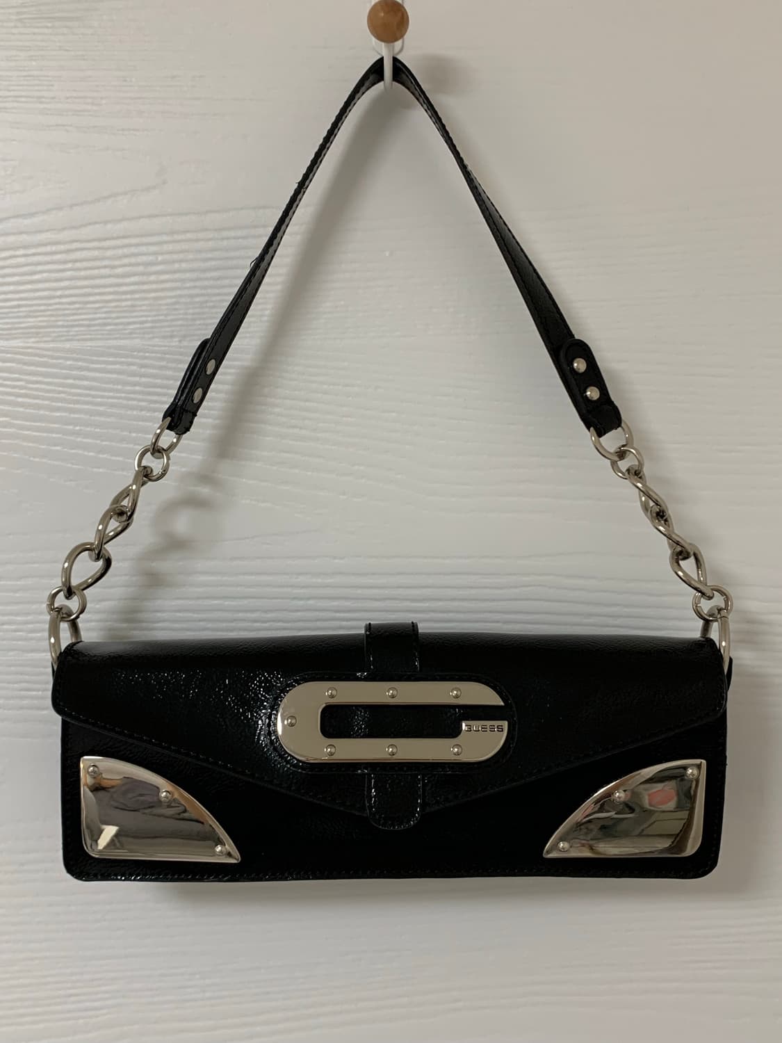 [S급 희귀매물] GUESS y2k square shoulder bag 상품이미지8