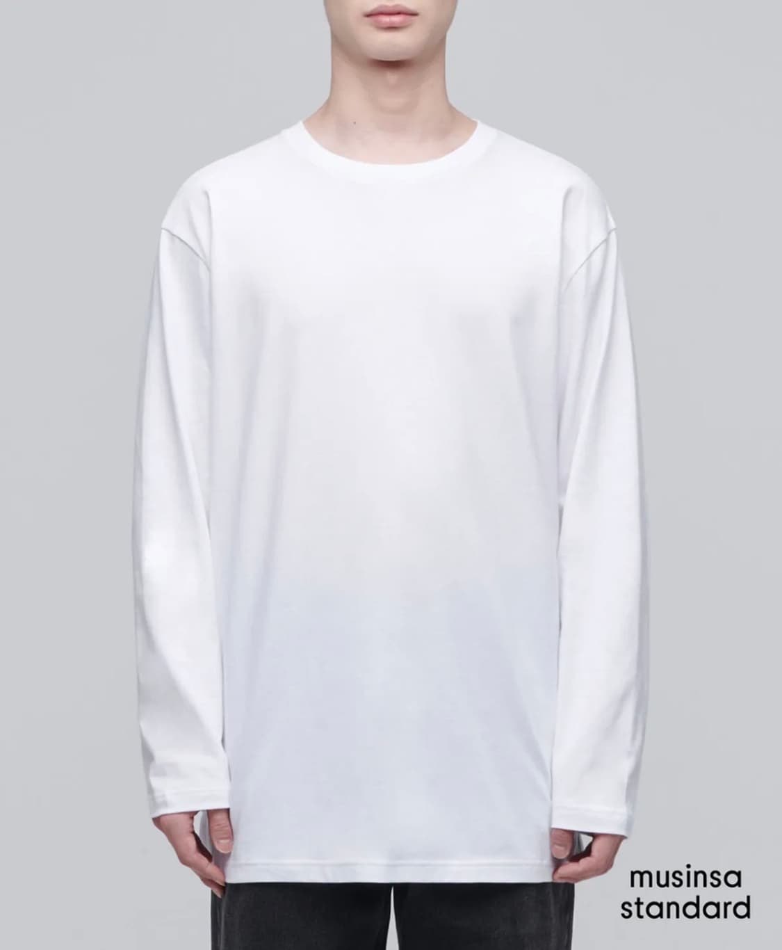 무신사 스탠다드 레이어드 크루 넥 긴소매 티셔츠_일반 기장 [화이트] 상품이미지4