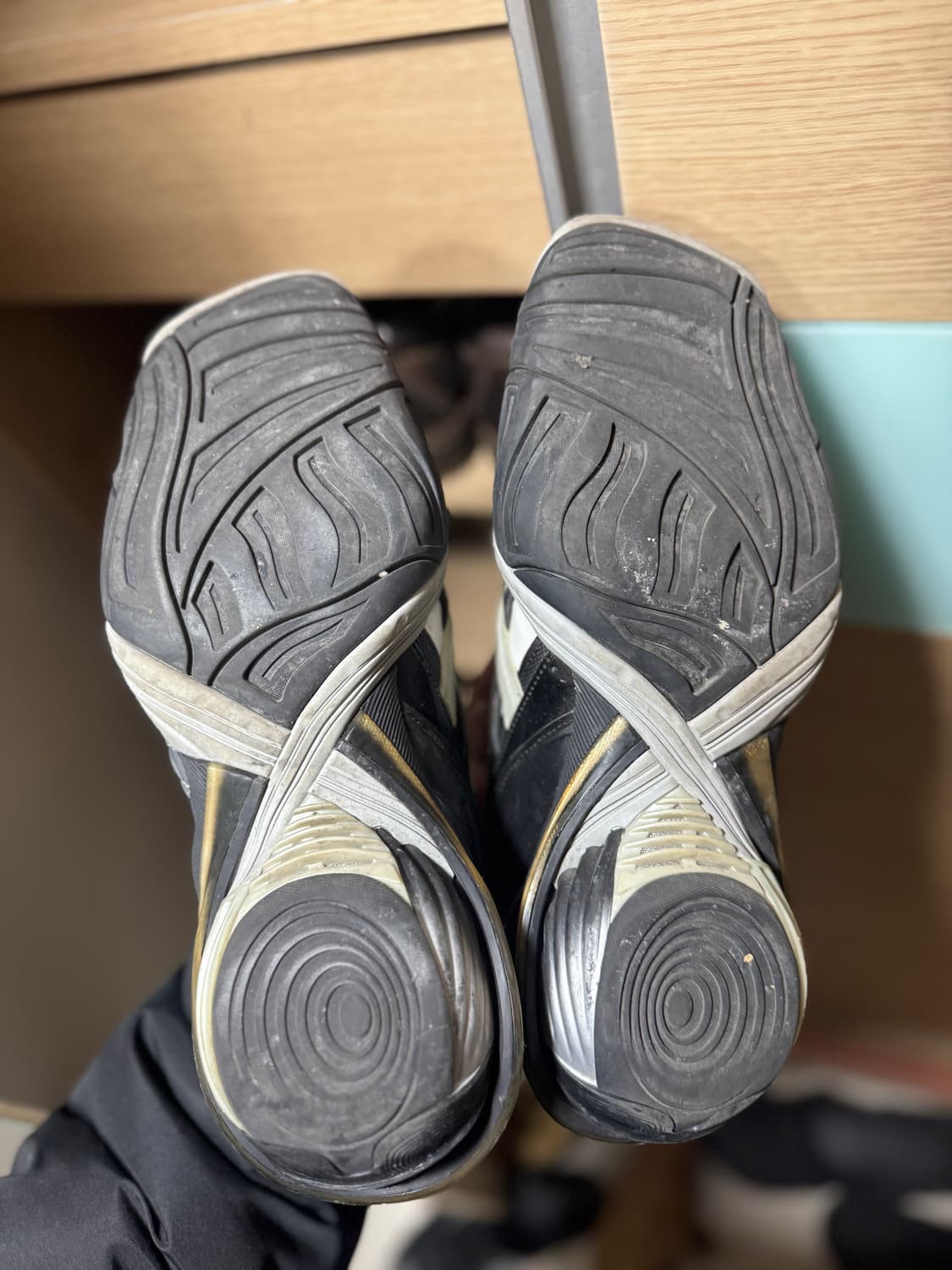 41사이즈 발렌시아가 타이렉스 그레이 상품이미지5