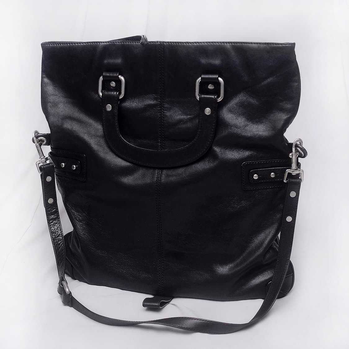 클럽 모나코 x 스누피 가죽 스퀘어 폴드오버 2웨이 빅토트.숄더백 상품이미지1