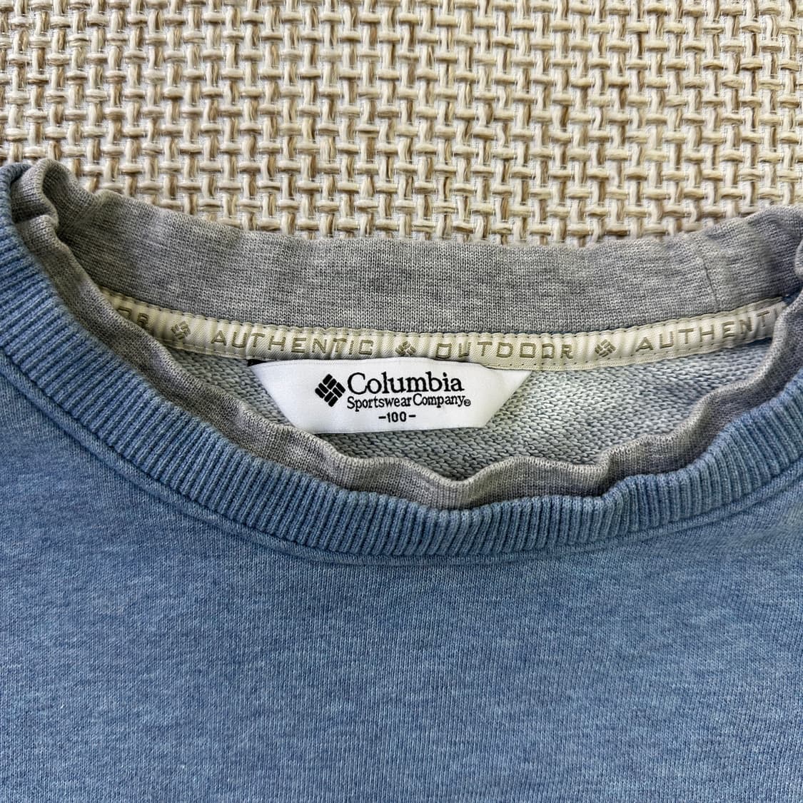 100- Columbia 맨투맨 0427D 상품이미지2