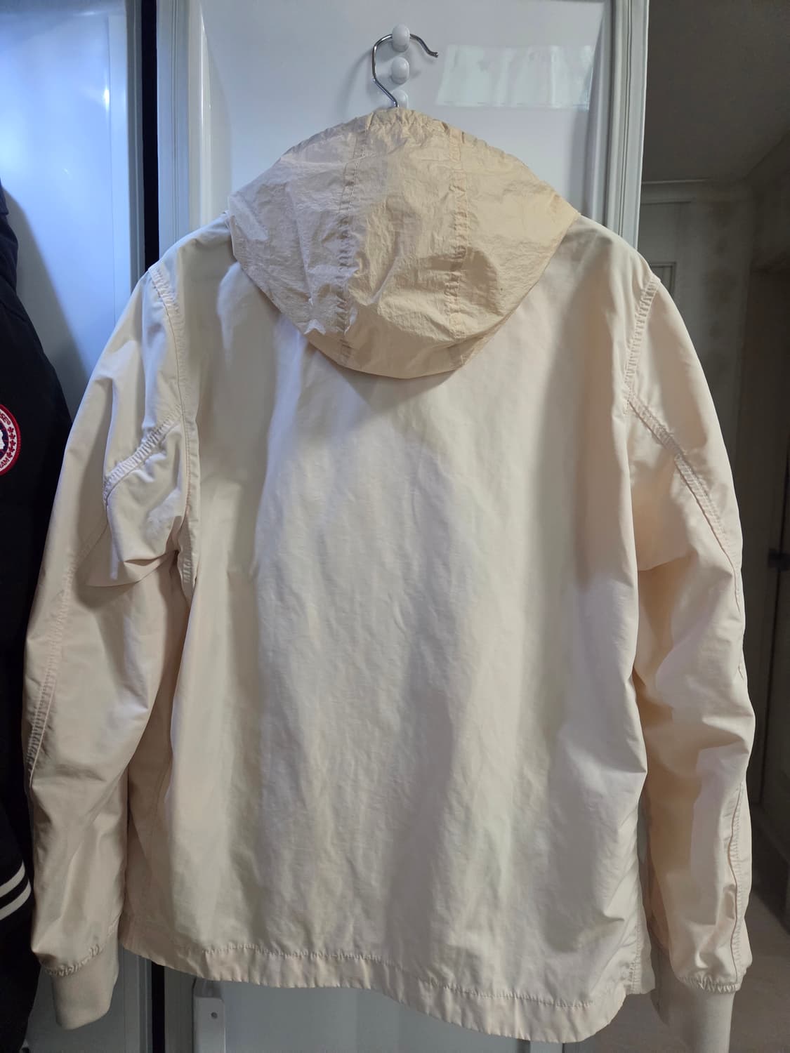 [2회착용] 스톤아일랜드 마이크로 렙스 후드 자켓 상품이미지2