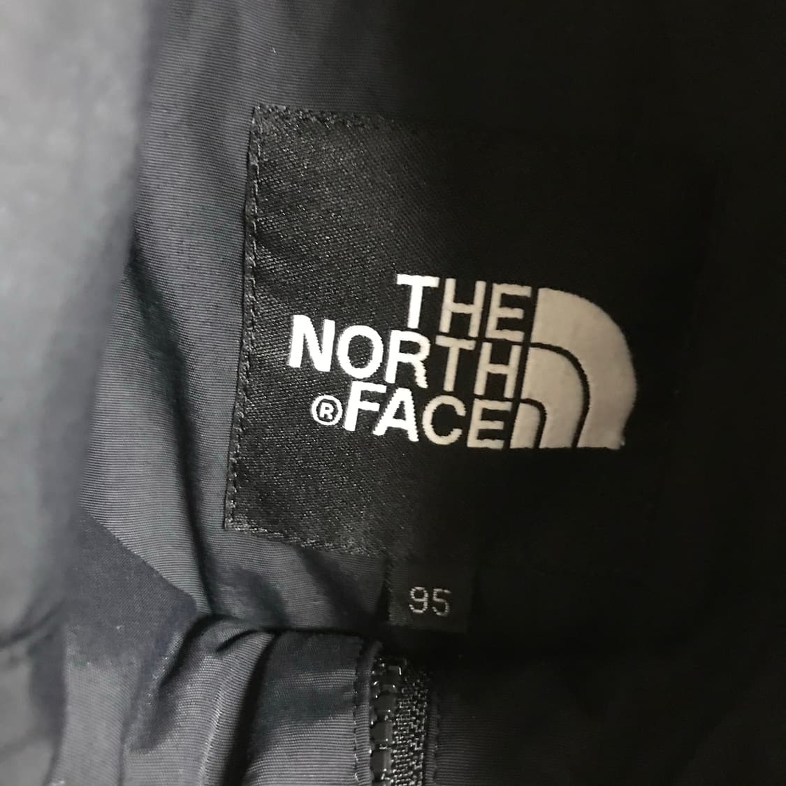 노스페이스 포켓 테크웨어 검정 바람막이 상품이미지3