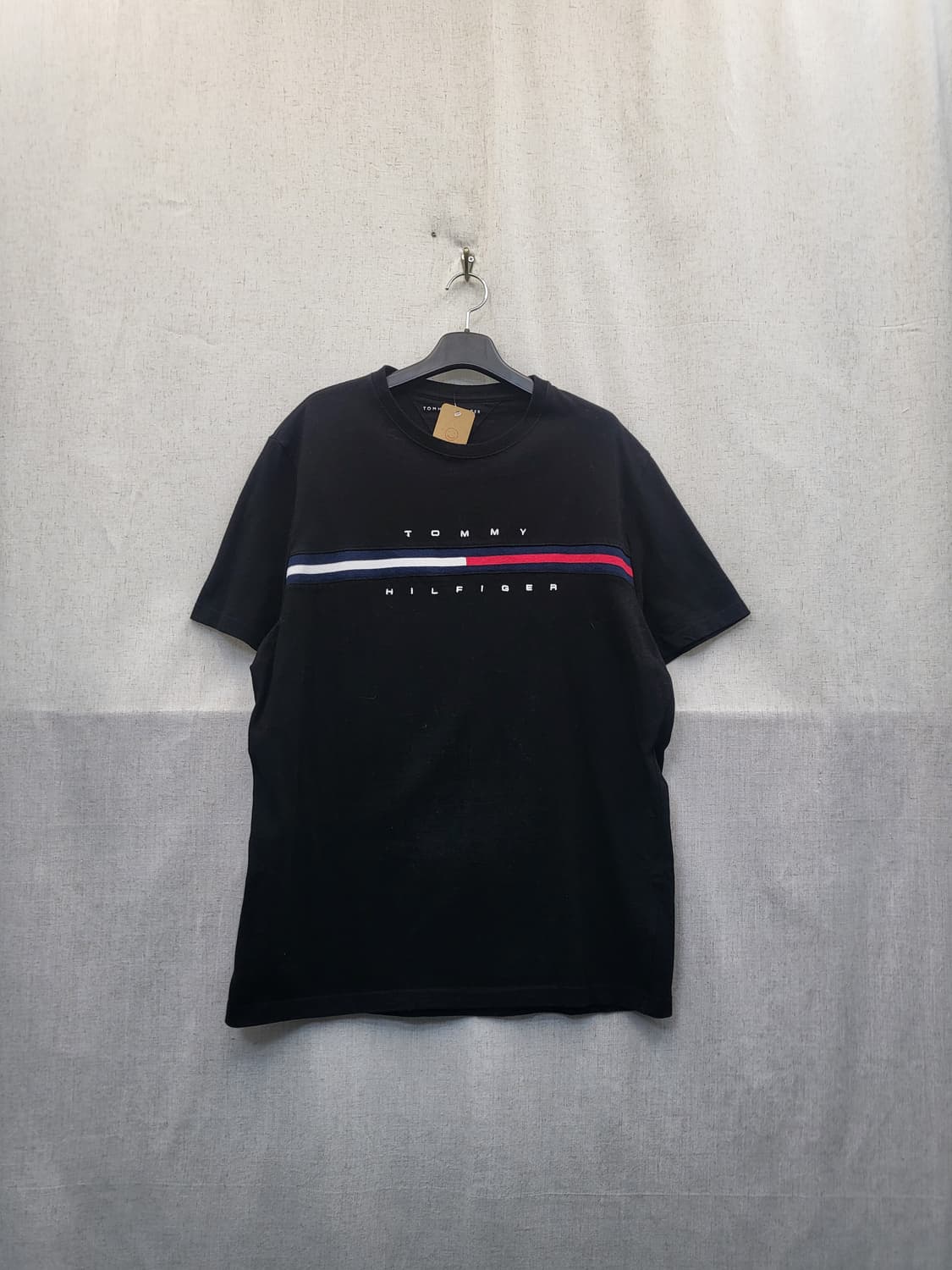 타미힐피거 블랙 스트라이프 반팔 티셔츠 상품이미지1