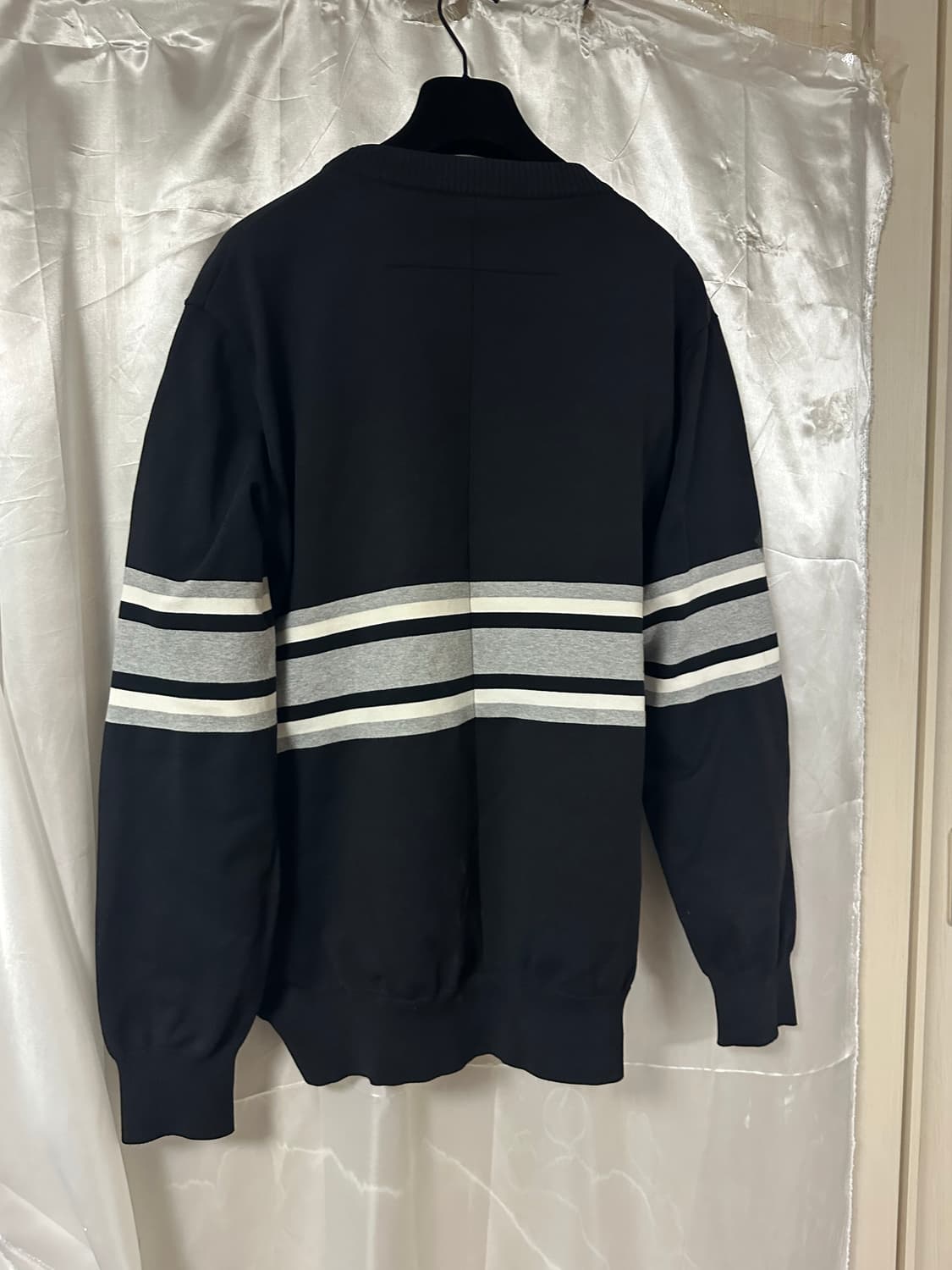 지방시 로트와일러 니트 상품이미지5