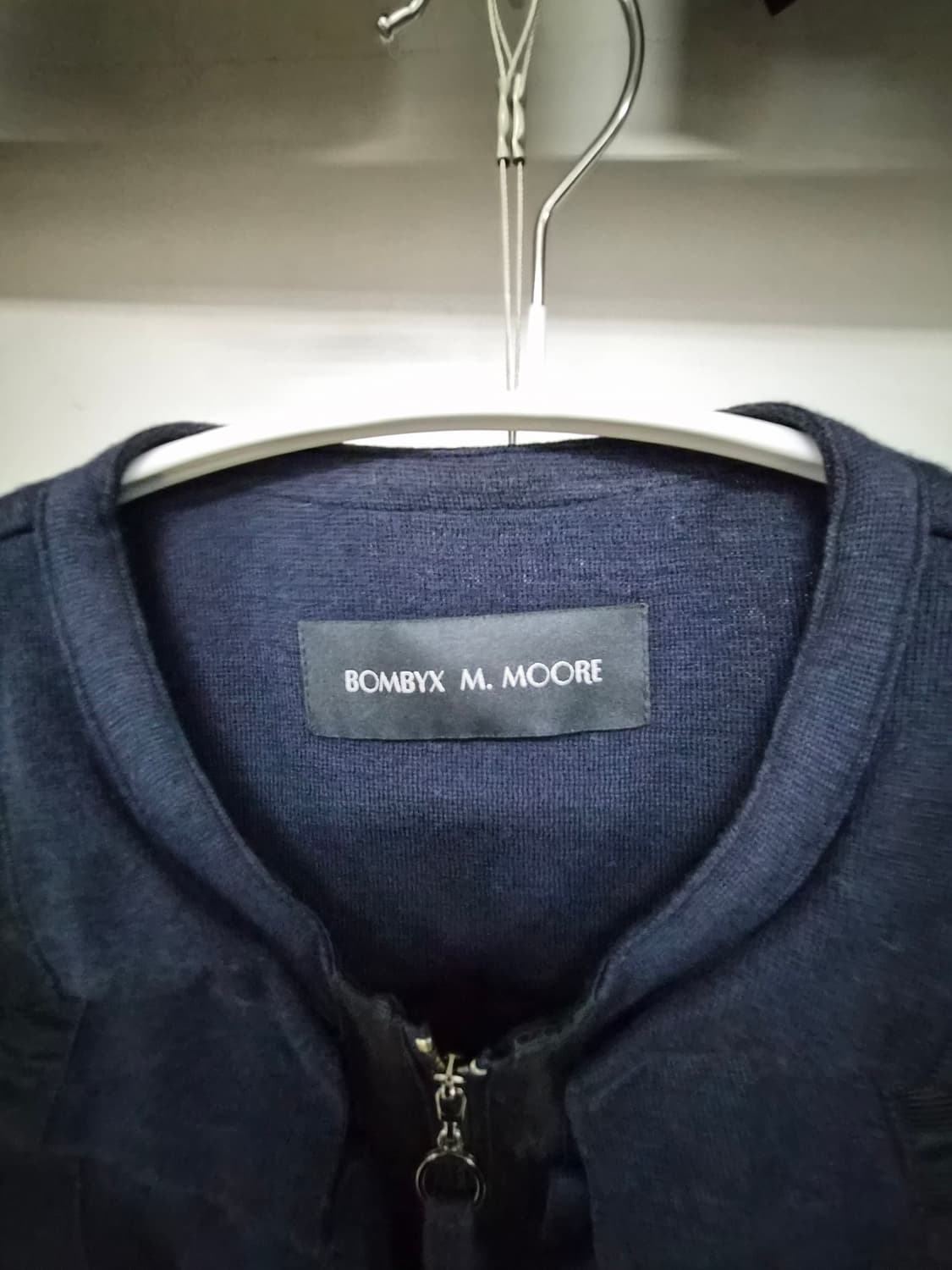 봄빅스엠무어 셔링 집업니트 상품이미지4