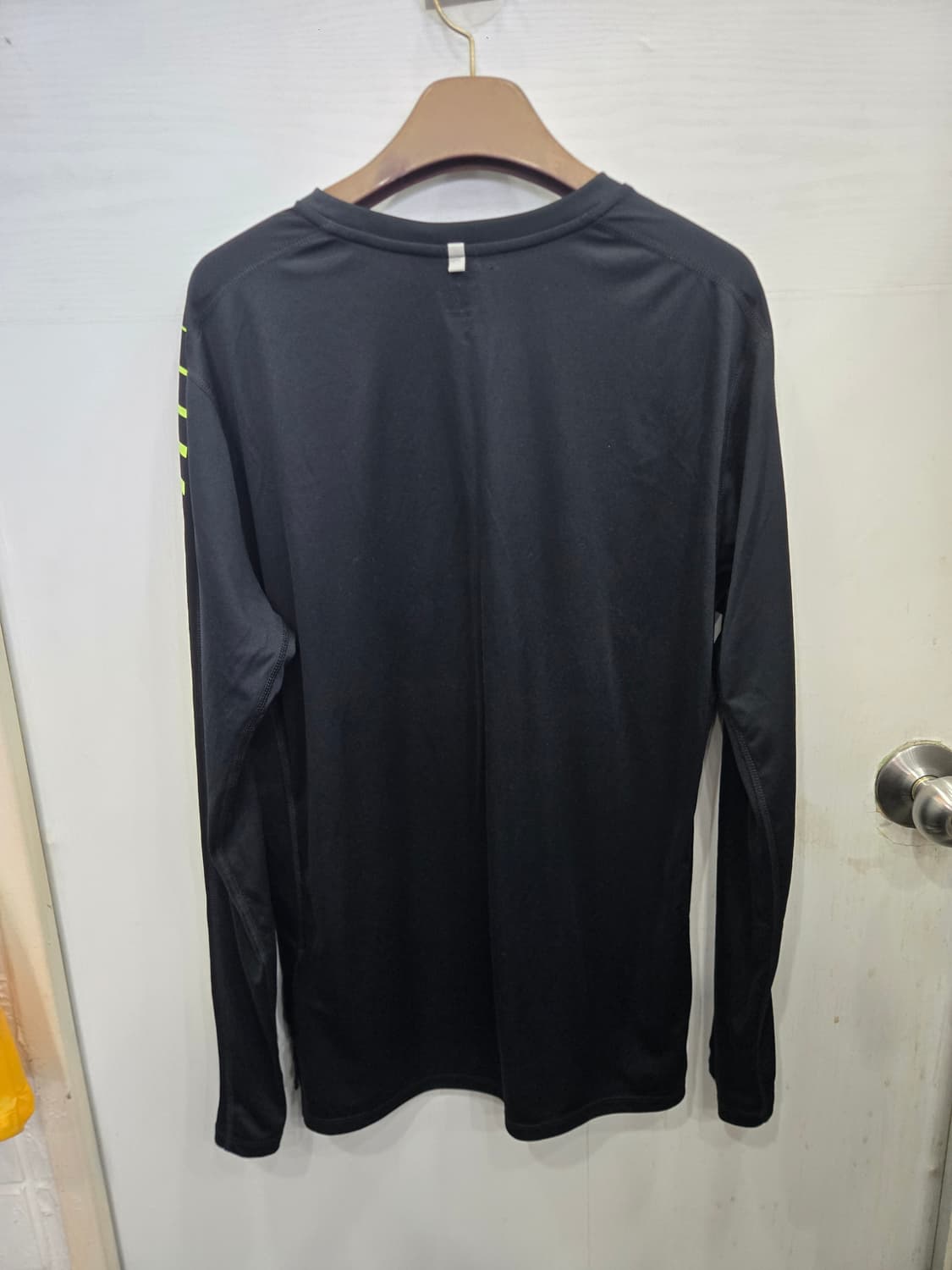 105,XL )) NIKE 나이키 러닝 긴팔티셔츠! 팔 디자인 이뻐요ㅎㅎ 상품이미지4