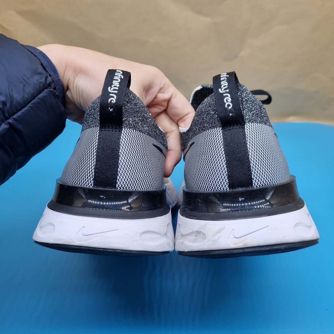 나이키 리액트 인피니티 런 플라이니트300 상품이미지4