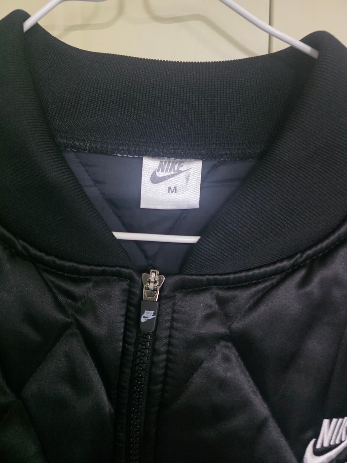 나이키 에어 퀼팅 자켓 블랙 M 상품이미지4