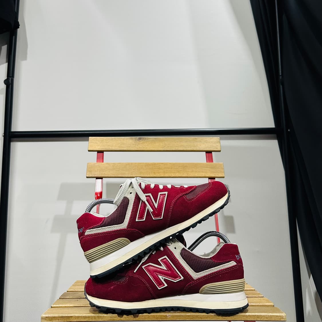 250) 뉴발란스 운동화 남녀 공용 신발 574 레드 스웨이드 상품이미지7