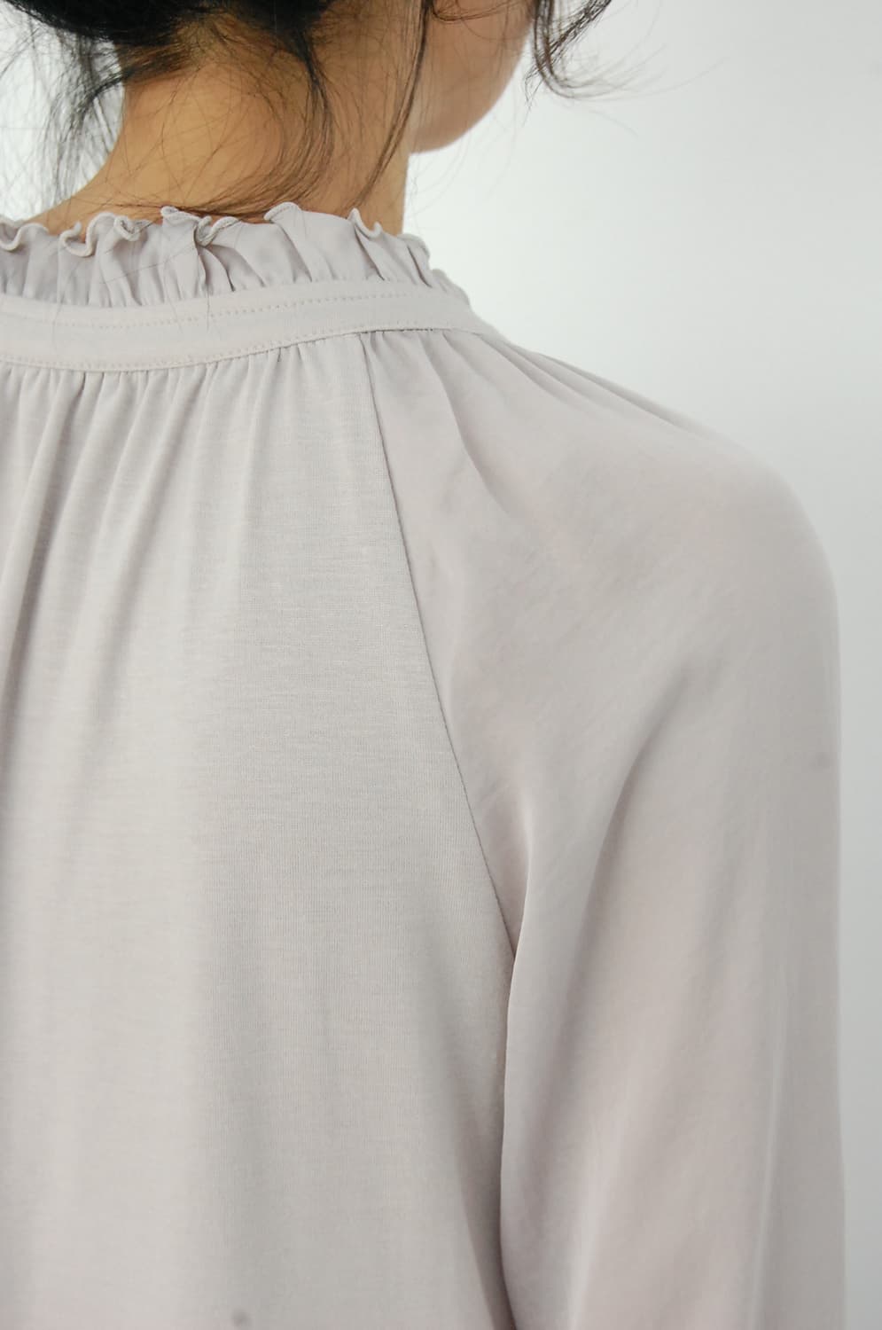 Grey frill blouse 상품이미지5