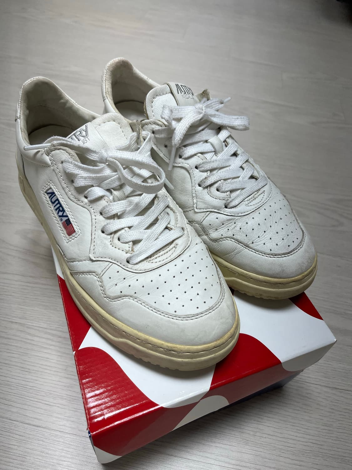 오트리 메달리스트 로우 고트스킨  상품이미지1