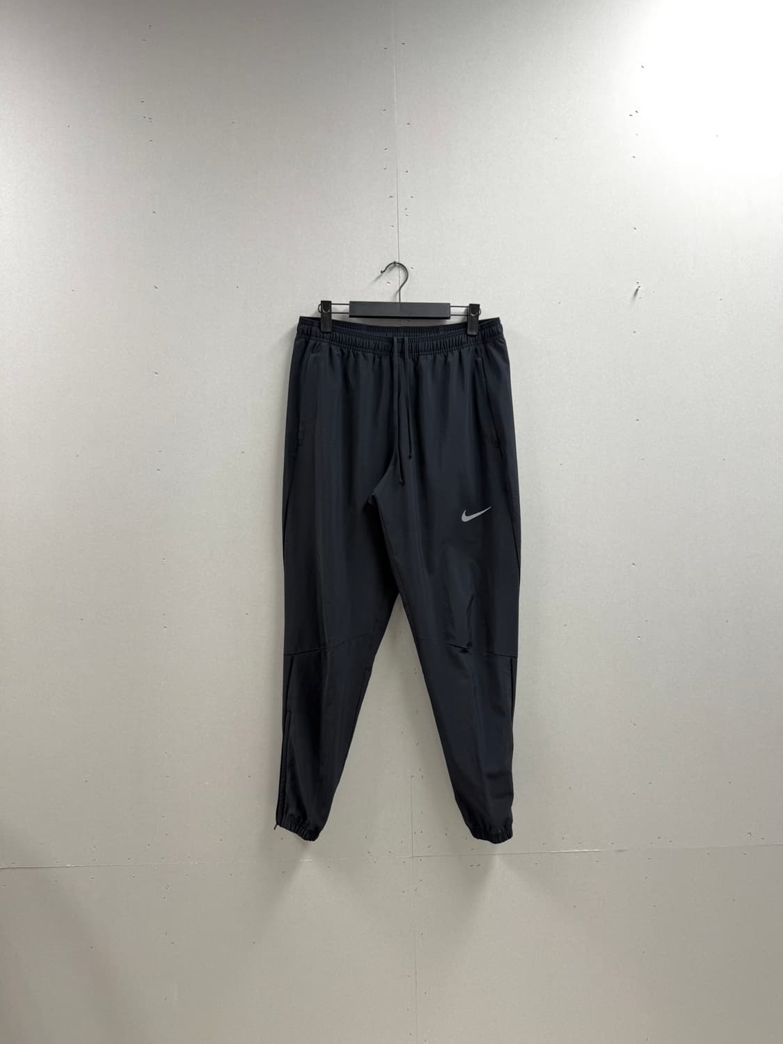 남성 L 85 / 나이키 에센셜 우븐 팬츠 블랙 상품이미지1