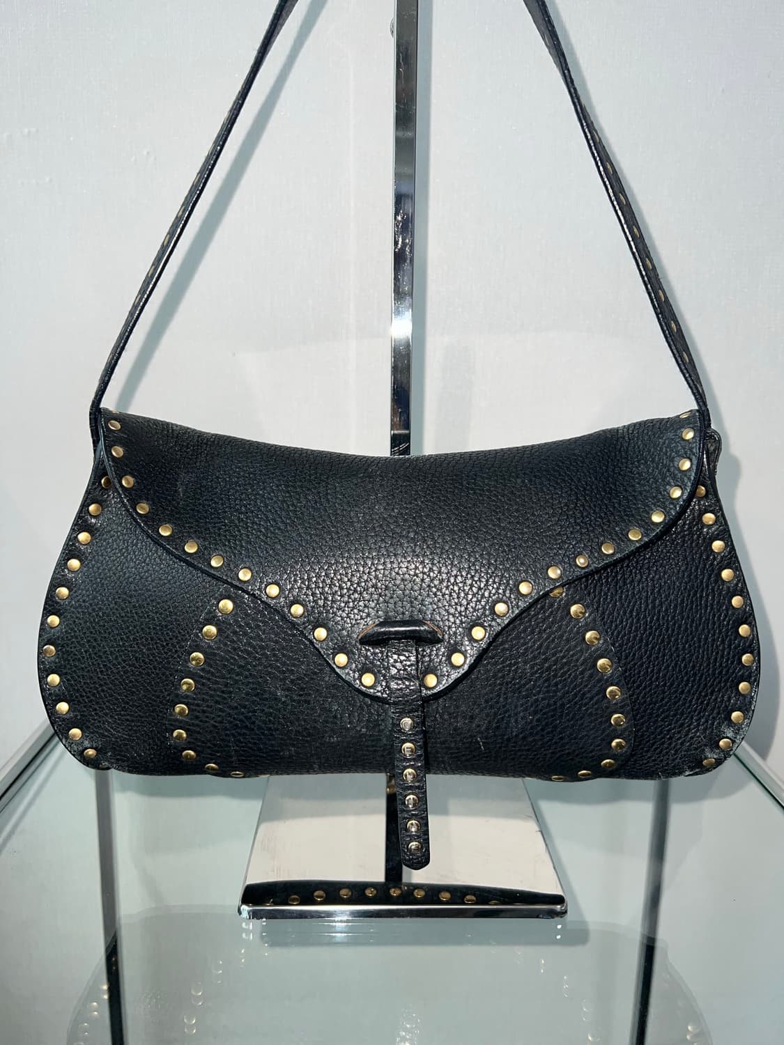 셀린느 Y2K 마카담 스터드 숄더백 상품이미지4