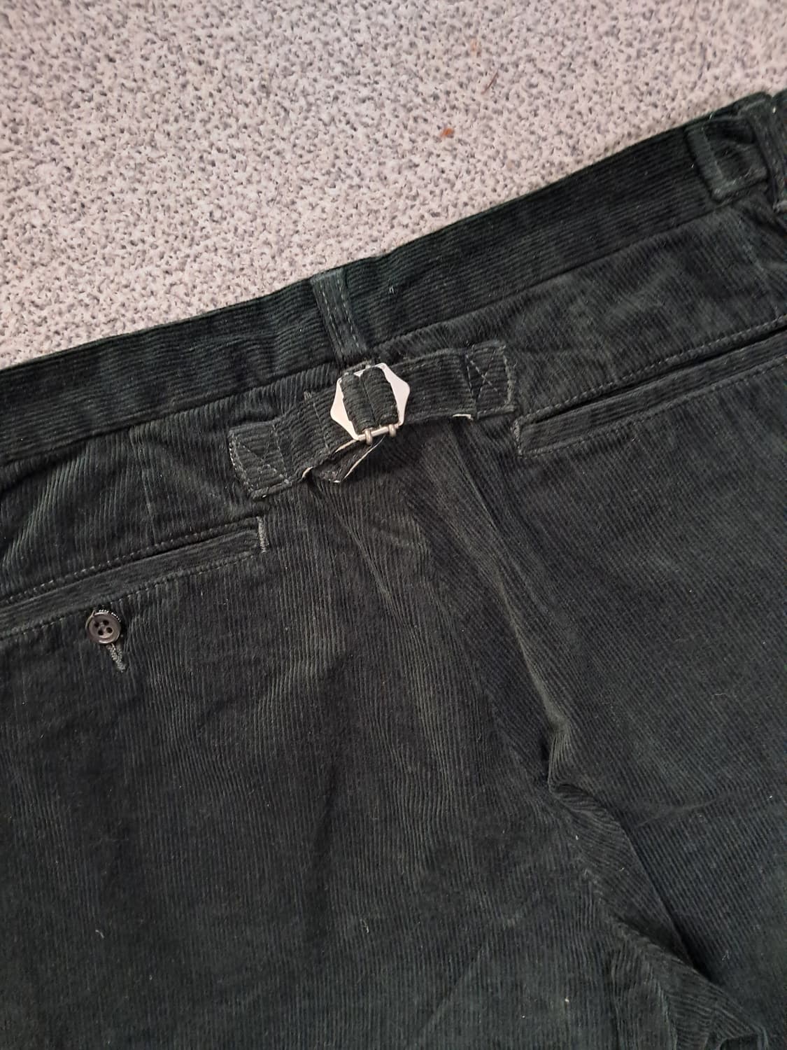 빔즈 BEAMS 다크 그린 코듀로이 바지 상품이미지6