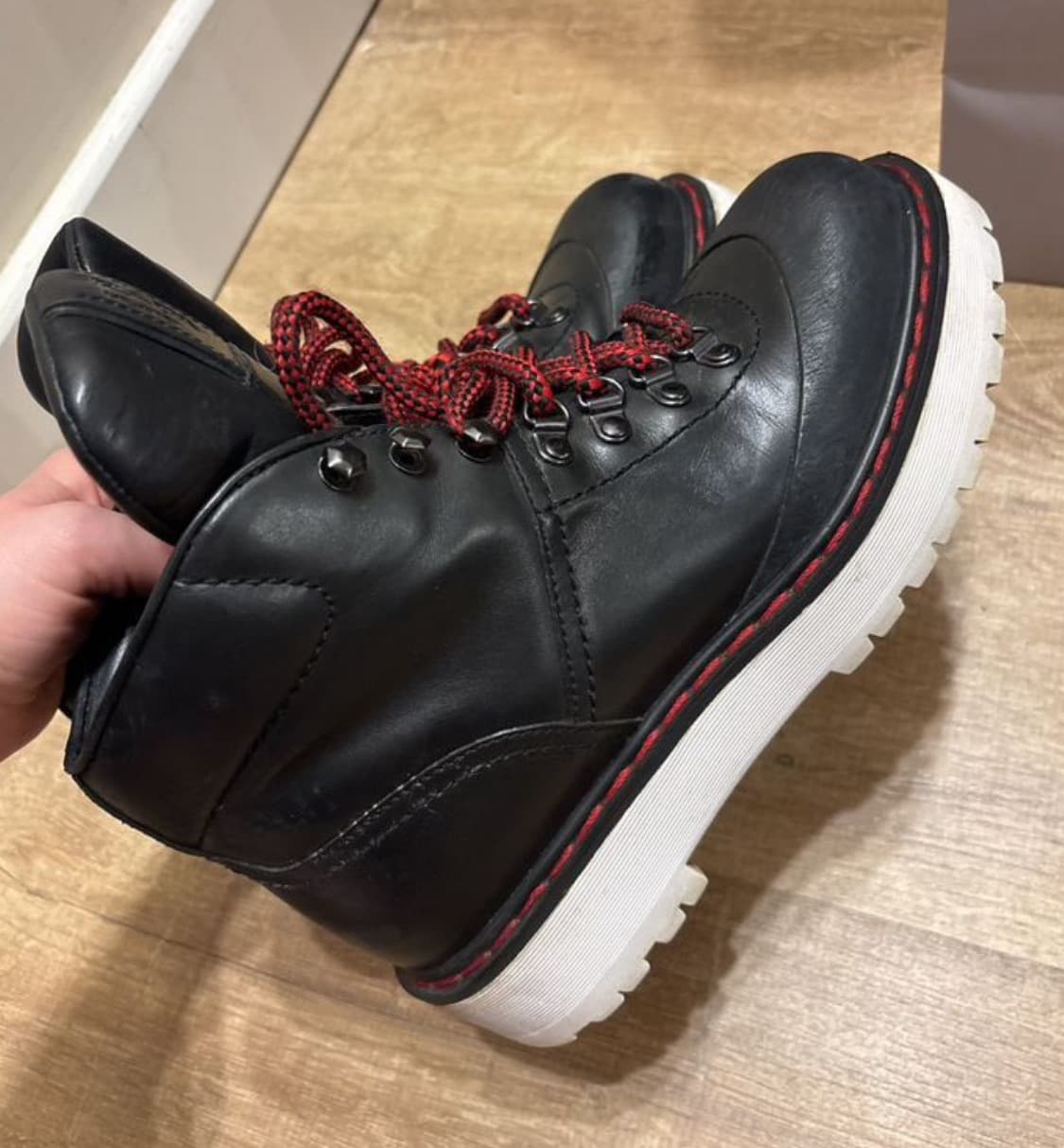 PRADA  프라다 컴뱃부츠(37 사이즈)해외발송 상품이미지1