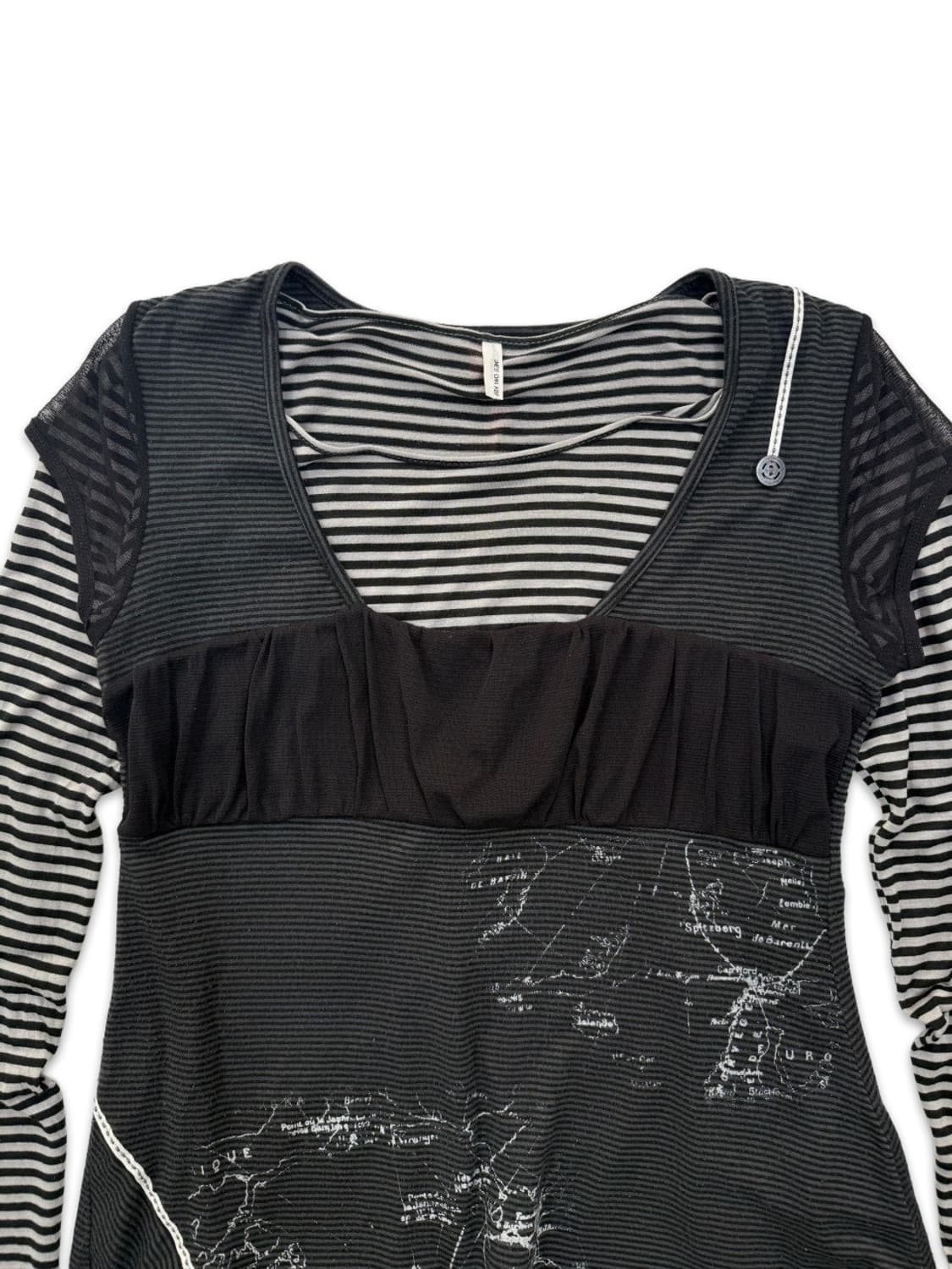 빈티지 블랙 스크라이프 레이어드 티셔츠 상품이미지2