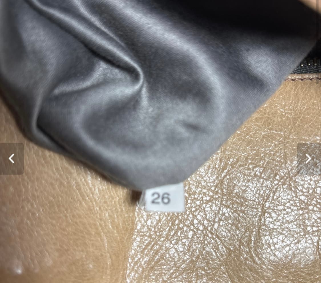 미우미우 비텔로 사첼백 상품이미지6