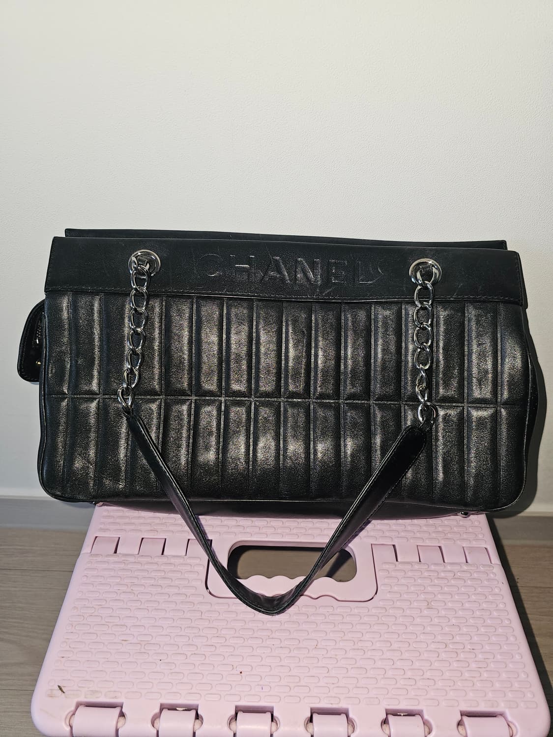 샤넬 블랙 램스킨 레더 숄더백 상품이미지1