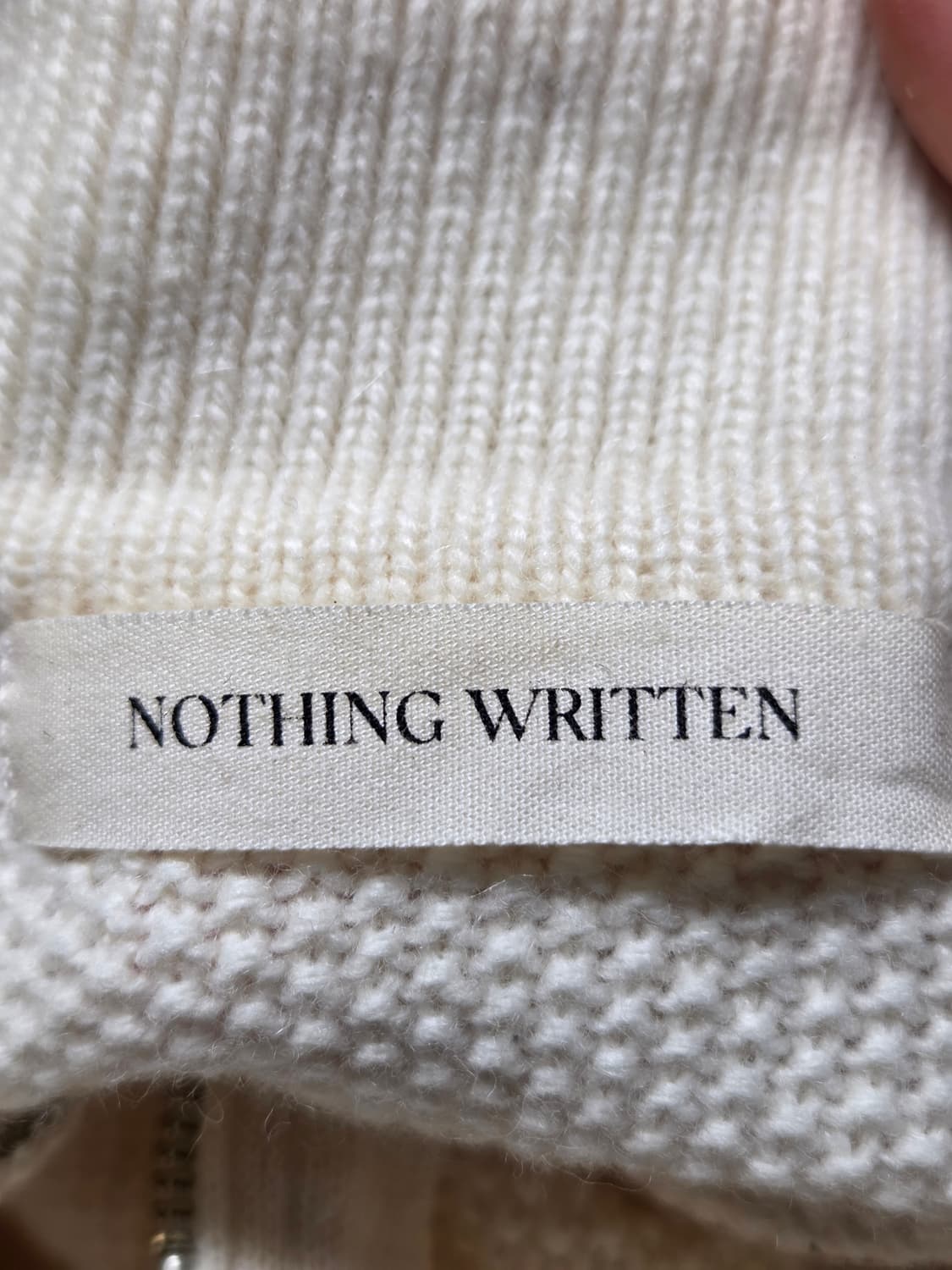 낫띵리튼 울 니트 하프 집업 (크림) 상품이미지5