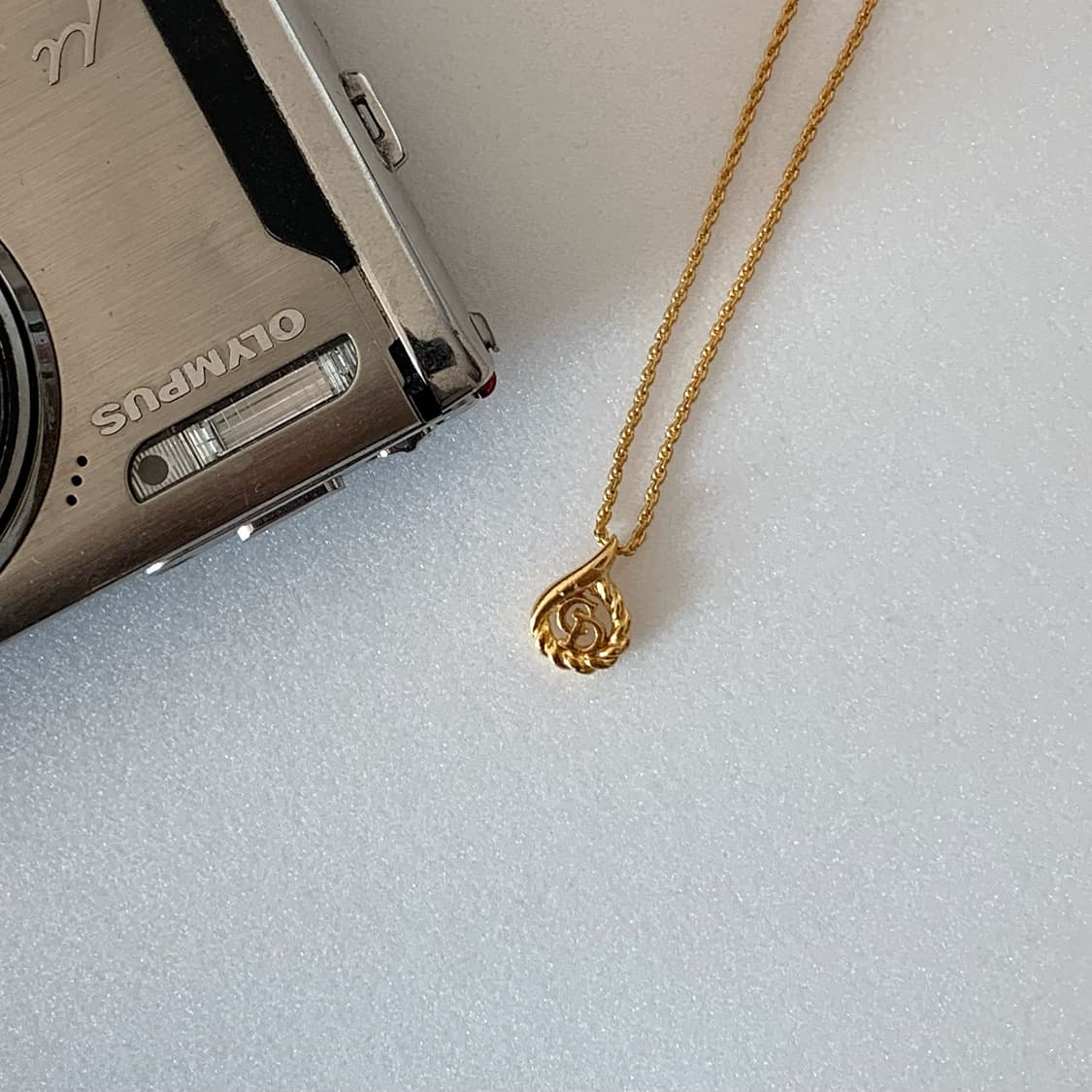 정품 빈티지 디올 로고 목걸이 상품이미지1