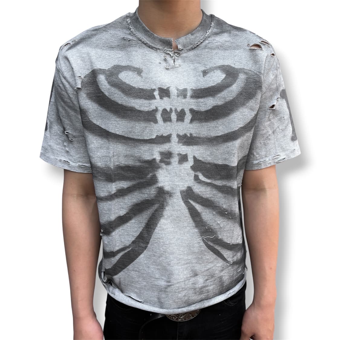 Custom graffiti skeleton distressed tee 상품이미지1