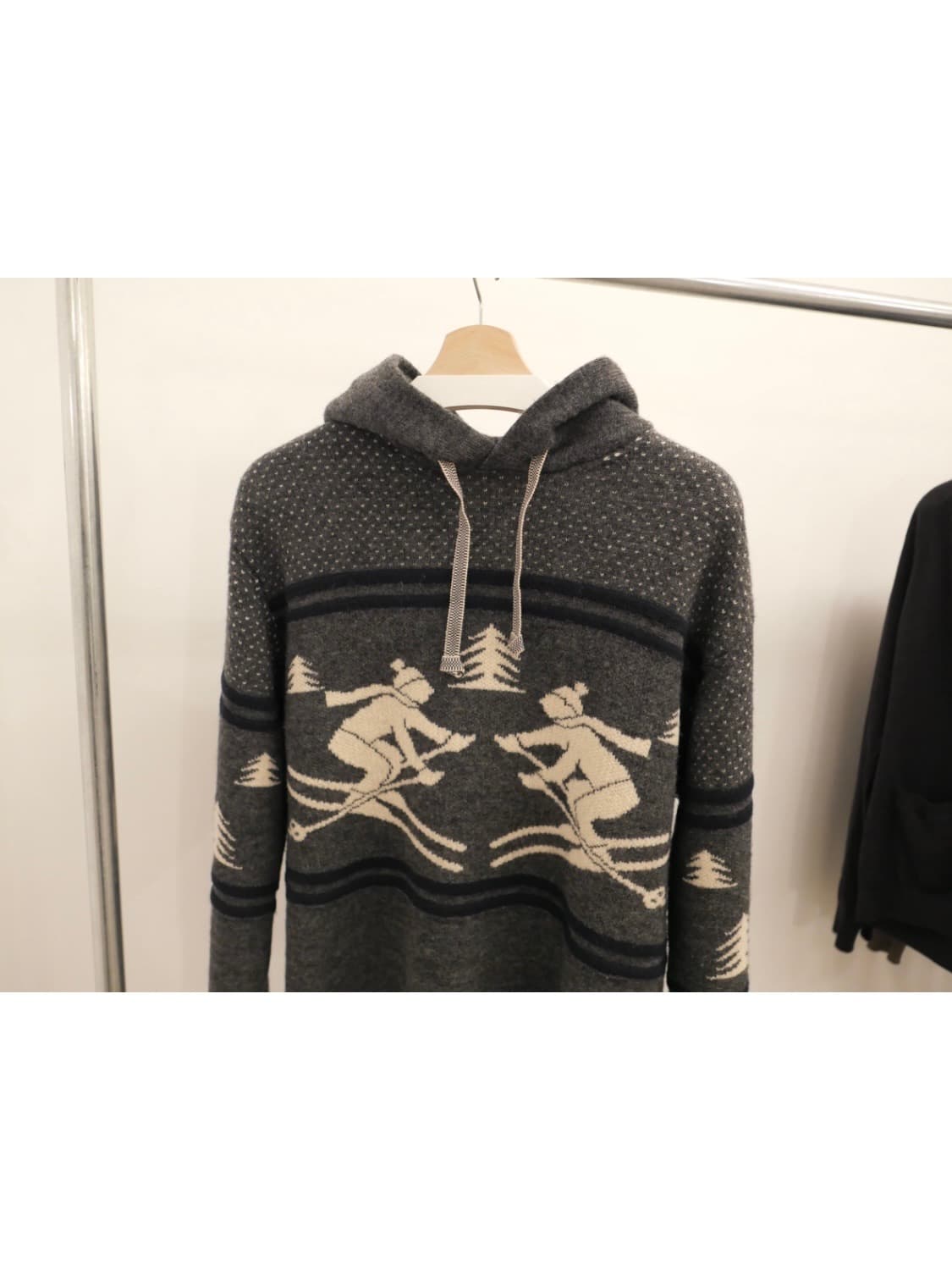 준야 와타나베 니트 후디 상품이미지1