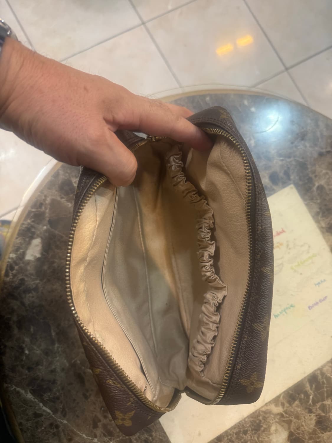 정품 루이비통 모노그램 클러치 팝니다 상품이미지6