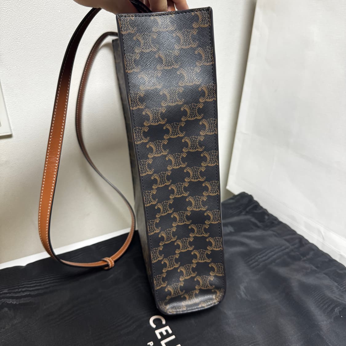 셀린느 트리오페 카바스백 스몰 상품이미지4