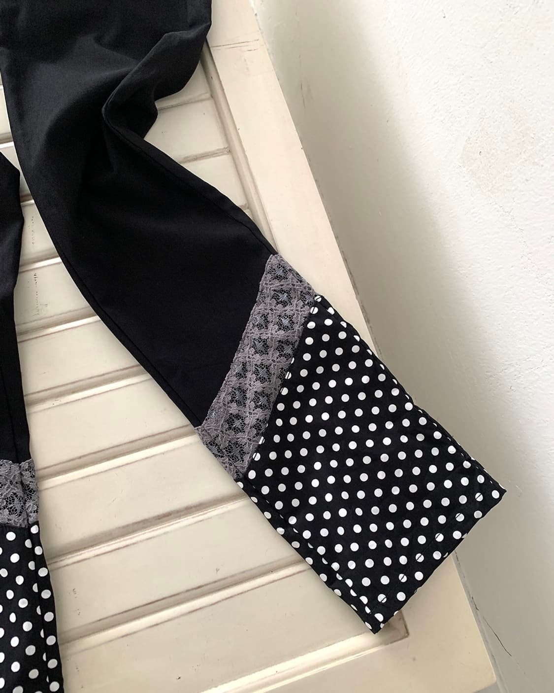 Black dot lace hem detail pants 상품이미지8