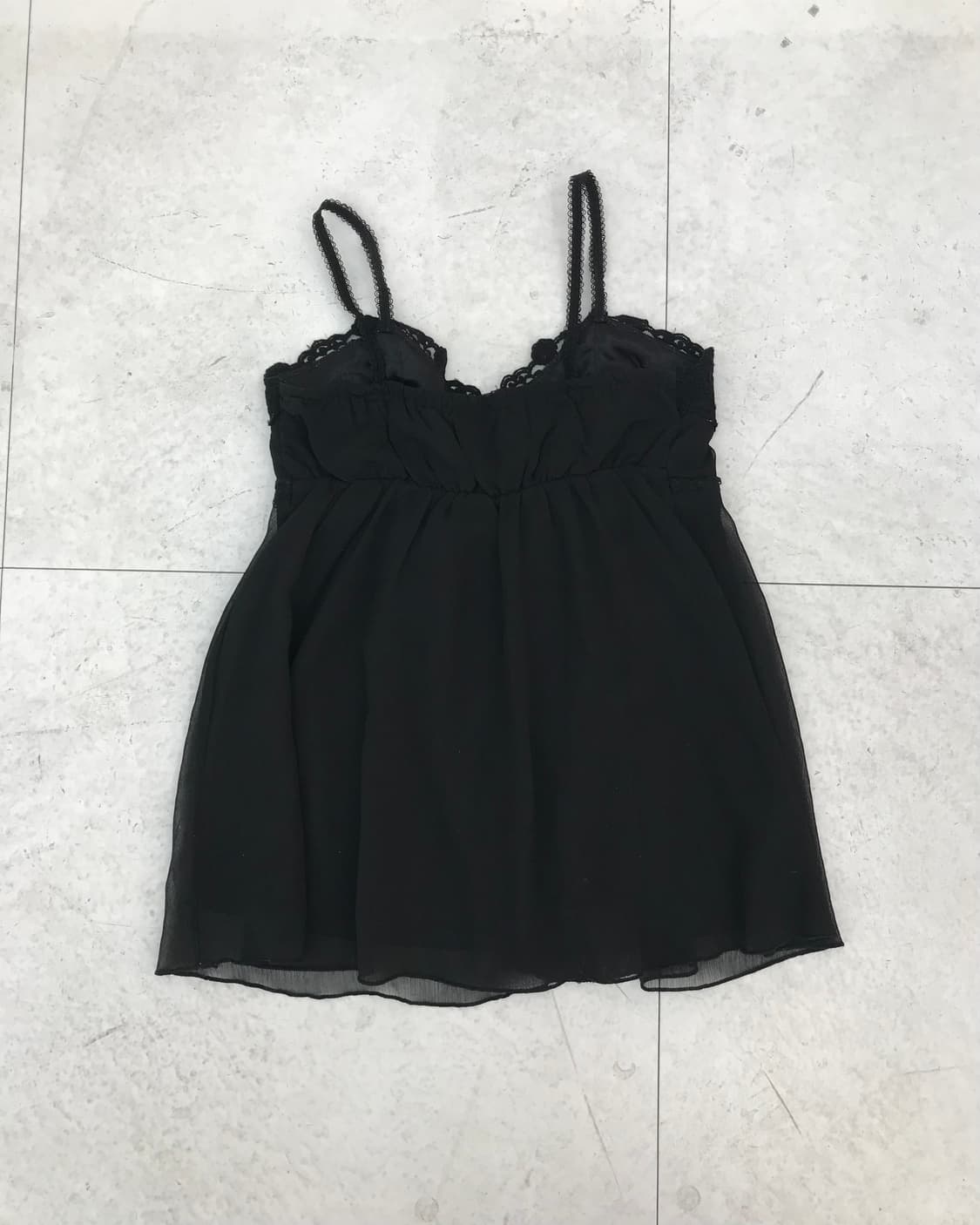 레이스 버튼 디테일 슬리브리스 상품이미지2