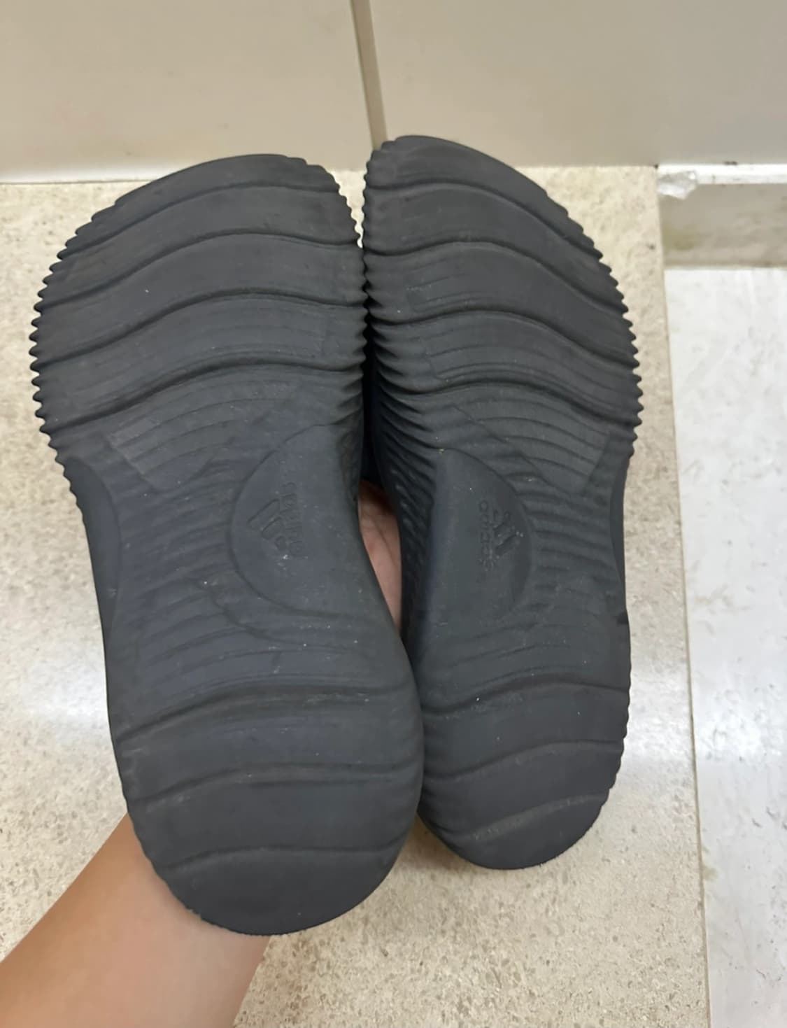 아디다스 슬리퍼 알파바운스 6 240 245 상품이미지2