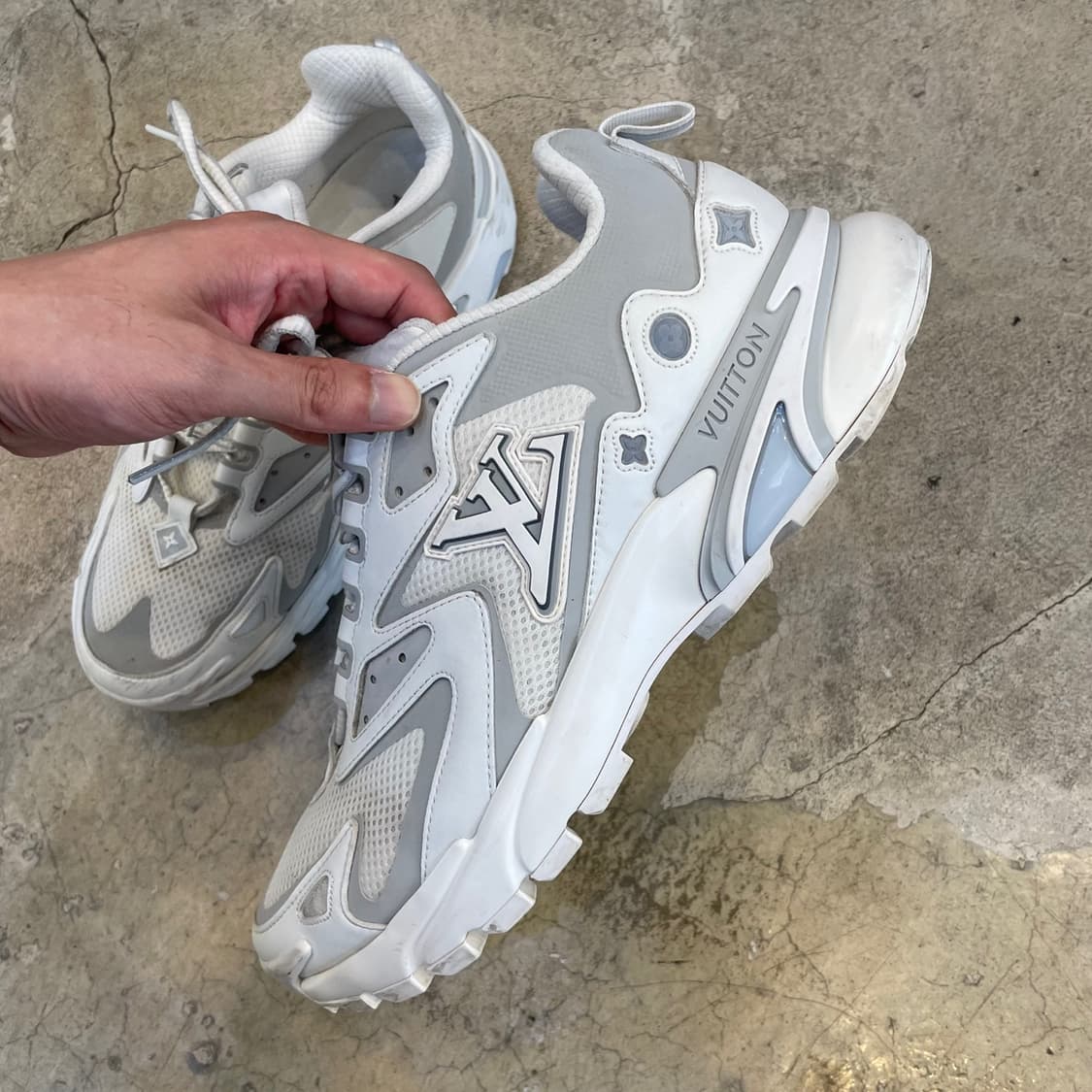 루이비통 22fw 트레이너 2 상품이미지5