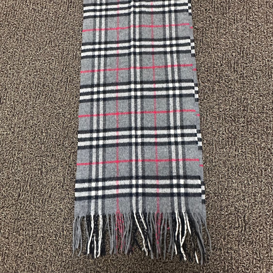 버버리 램스울 체크 머플러 목도리 상품이미지8