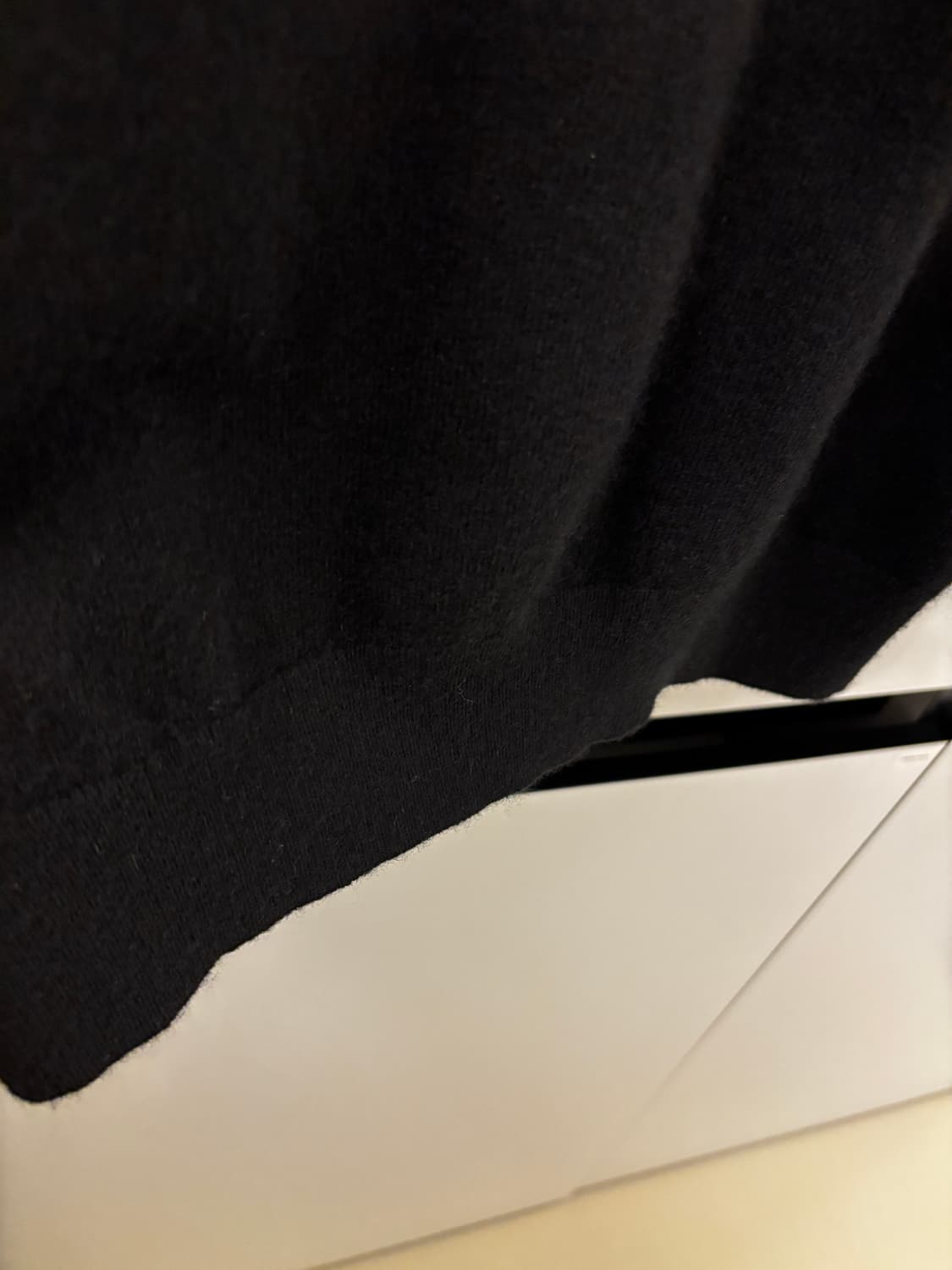 유니클로 블랙 캐시미어 니트 L 상품이미지4