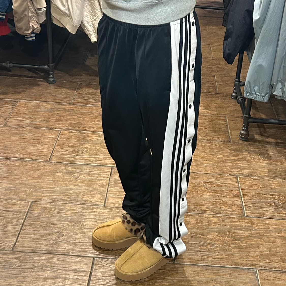 [HI] 아디다스 트랙 팬츠 블랙  상품이미지4