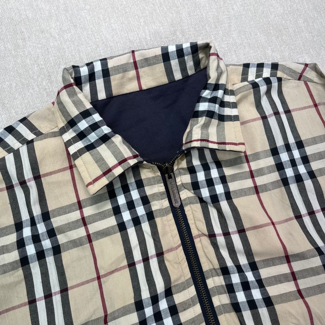 100 버버리 노바체크 리버시블 블루종 자켓 상품이미지6